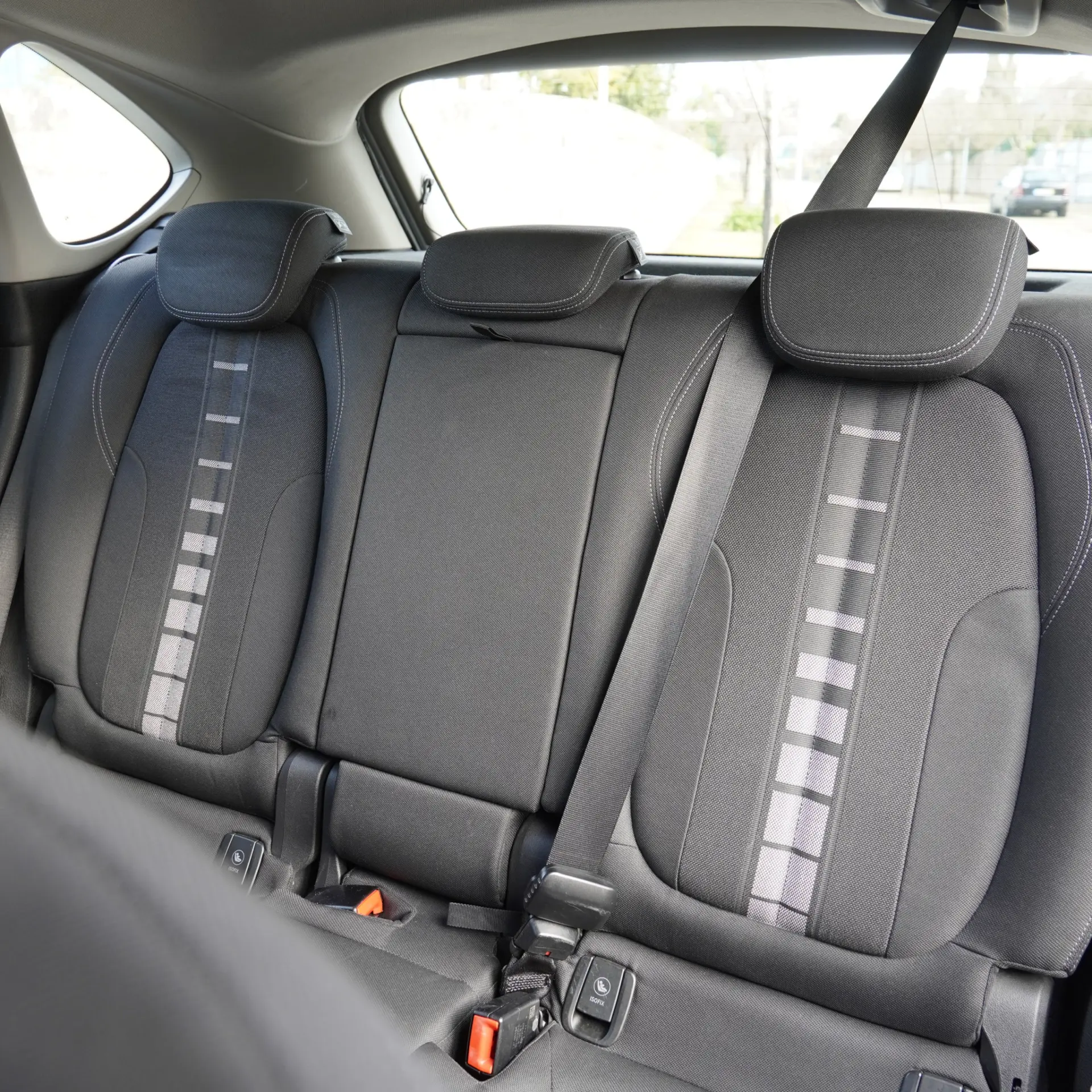 BMW 216 Active Tourer d 27