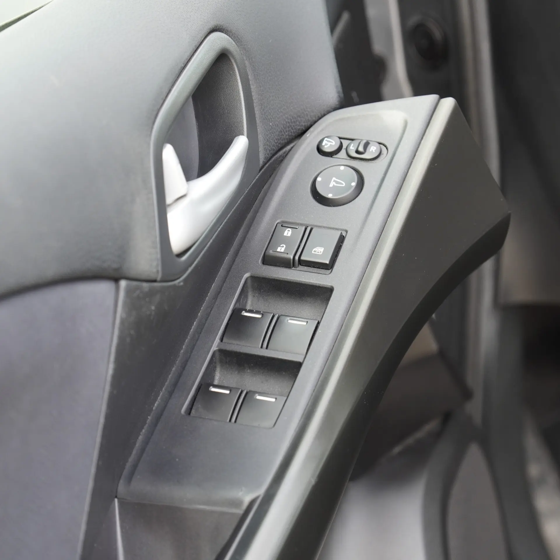 Honda Civic Tourer 1.6 i-DTEC Comfort 27