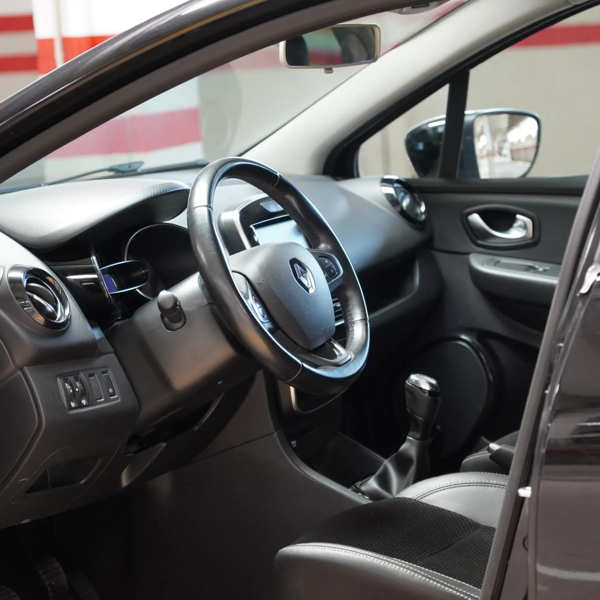 Renault Clio 0.9 TCe Intens 11