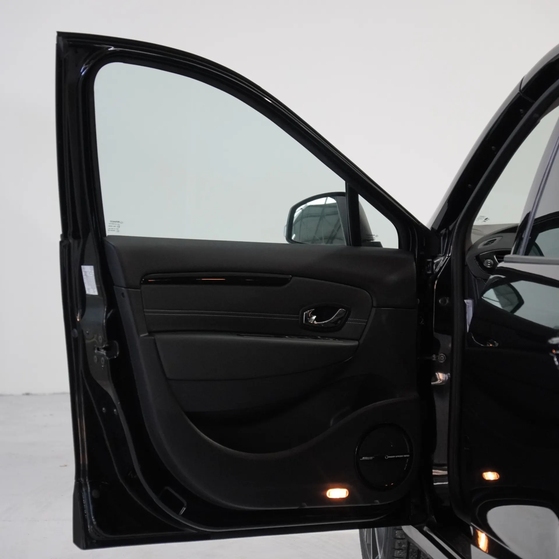 Renault Scénic 1.2 TCE Expression SS 36