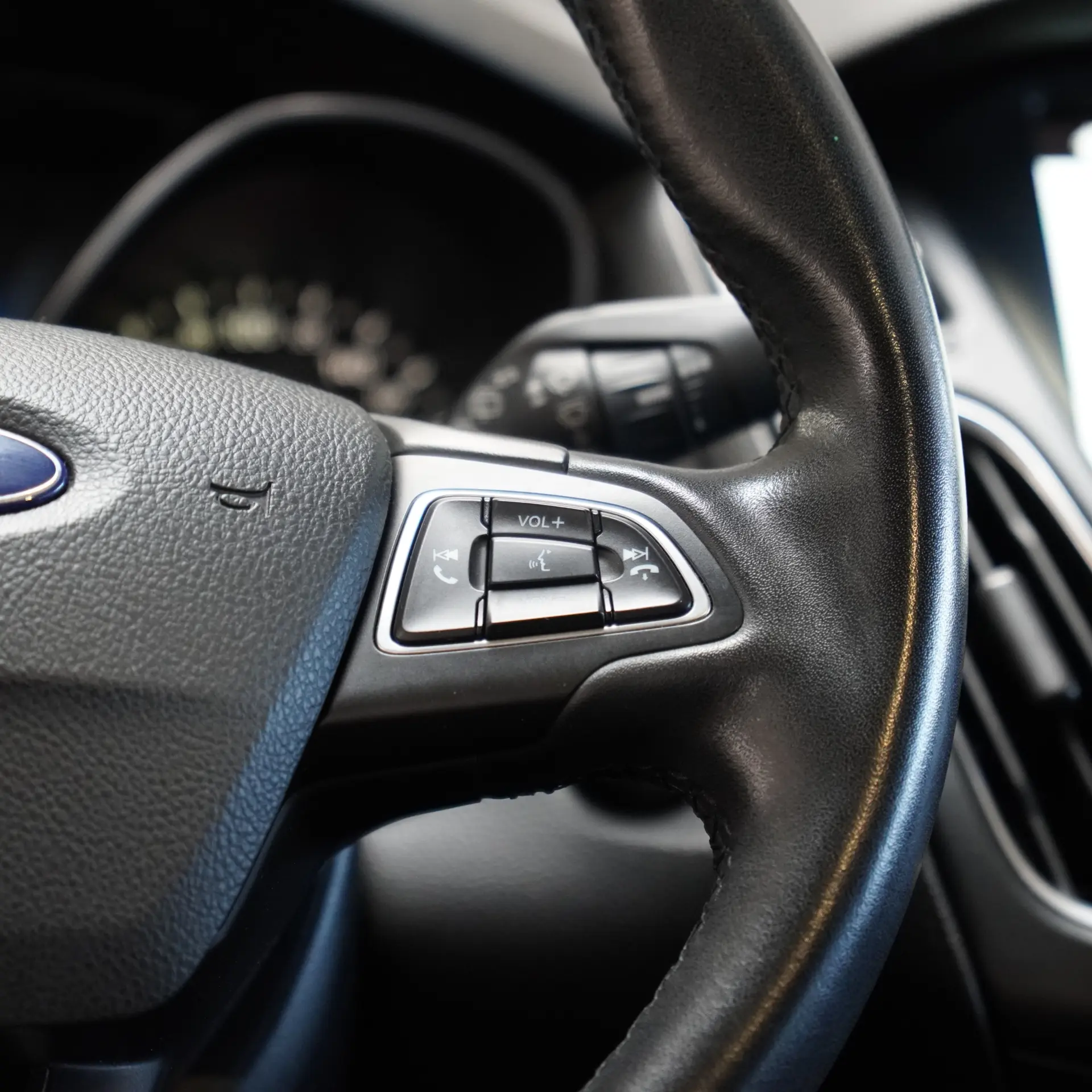 Ford Focus SW 1.0 EcoBoost Active 23