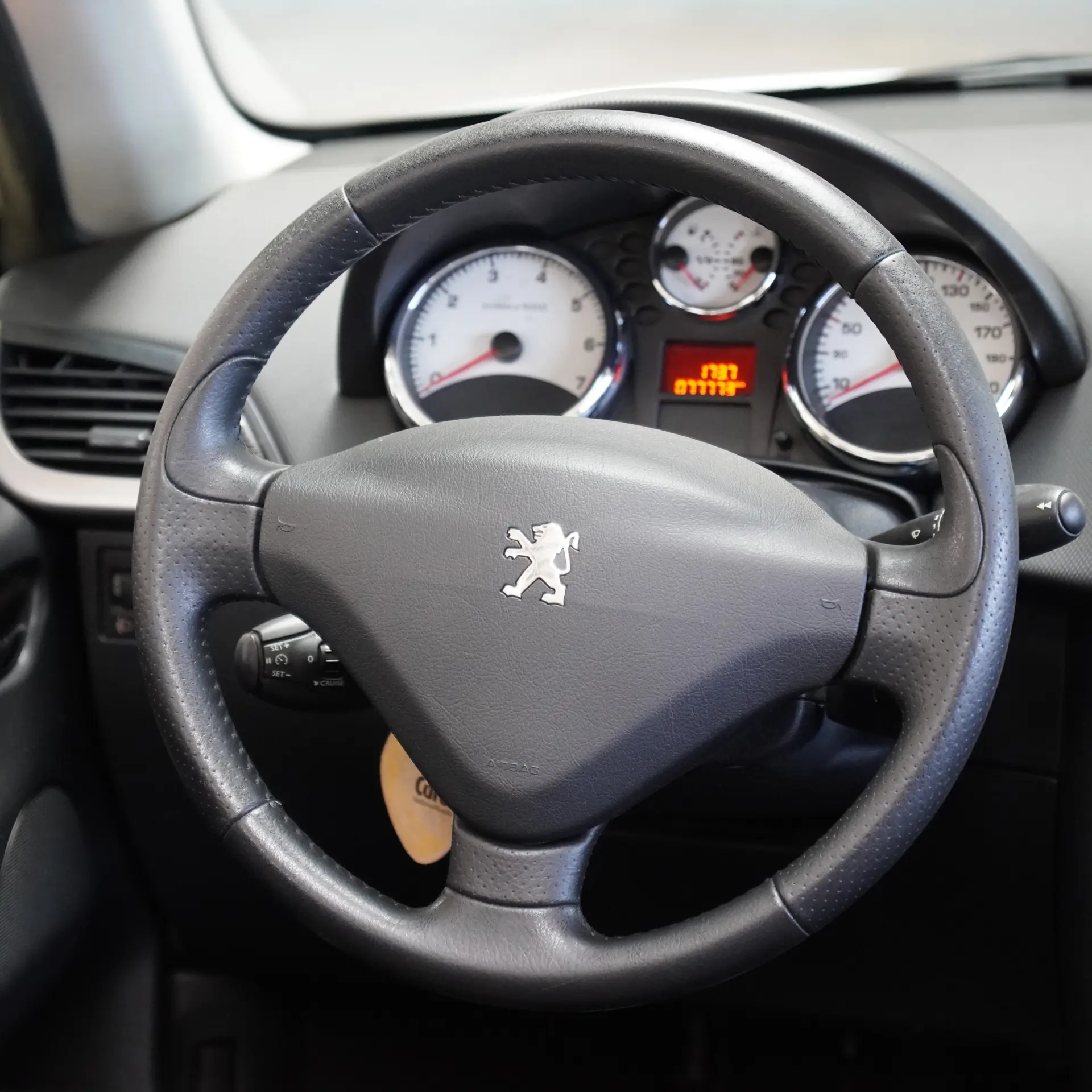 Peugeot 207 CC 1.6 SE 200 Anos 11