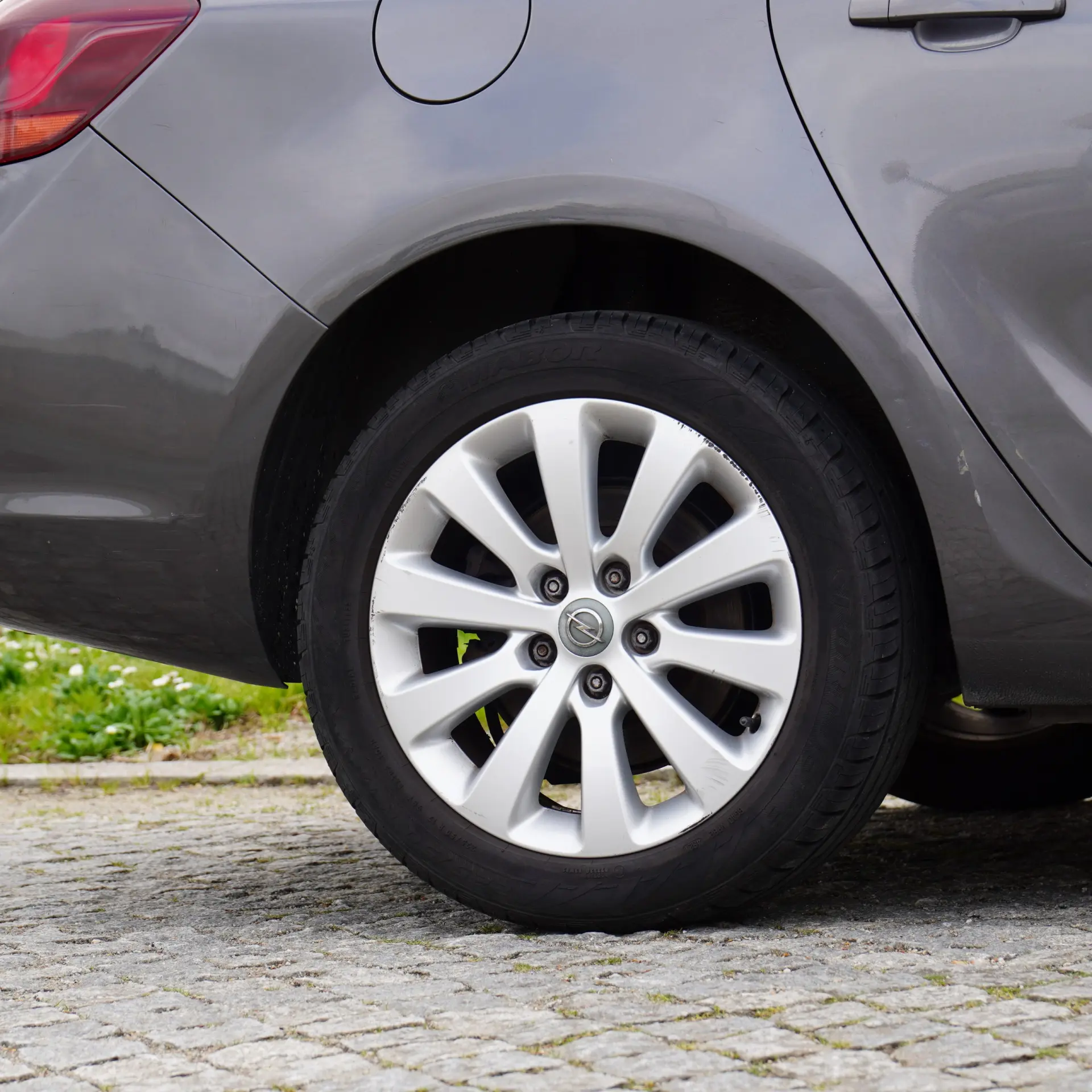 Opel Astra Caravan Cosmo 36