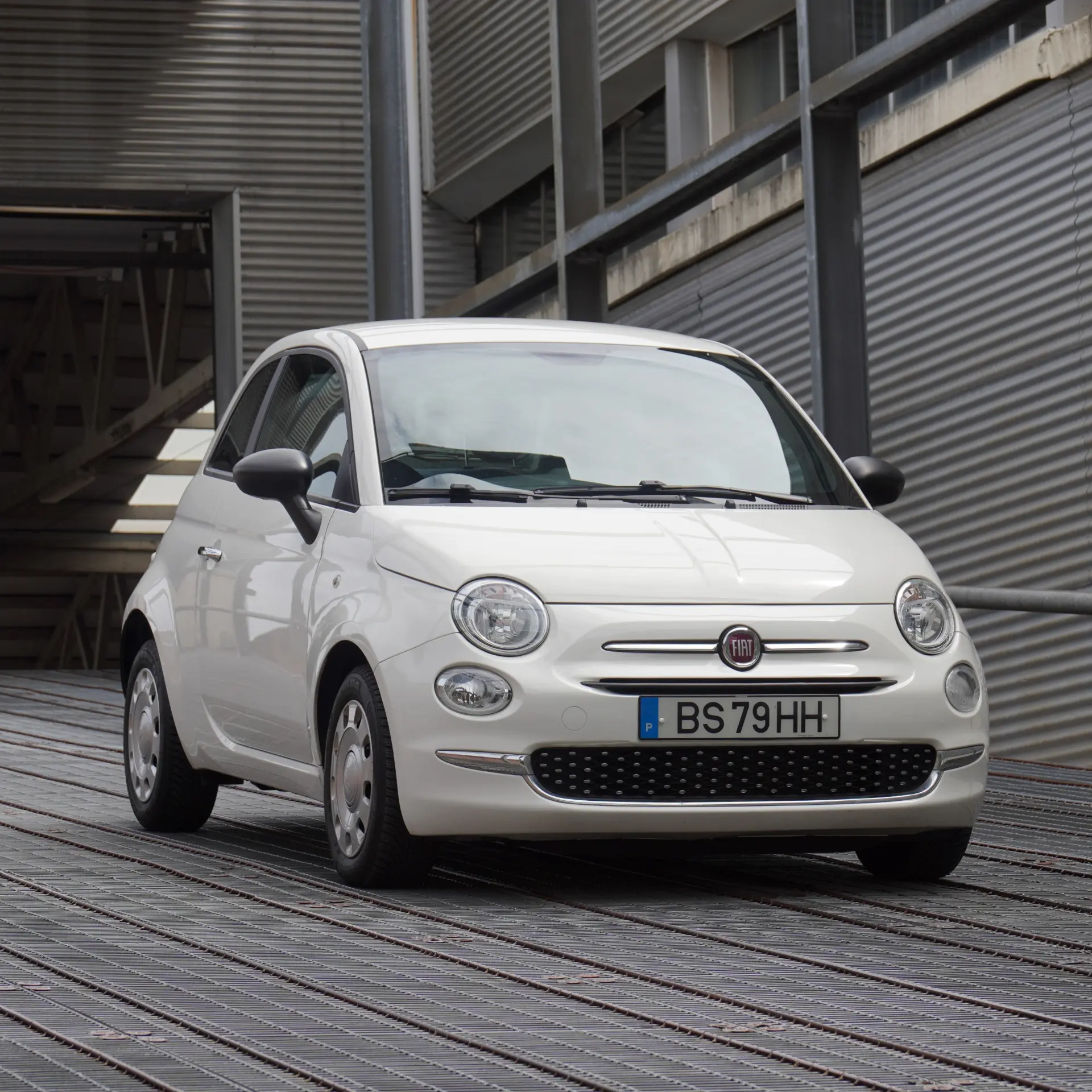 Fiat 500 1.0 Hybrid Cult 27