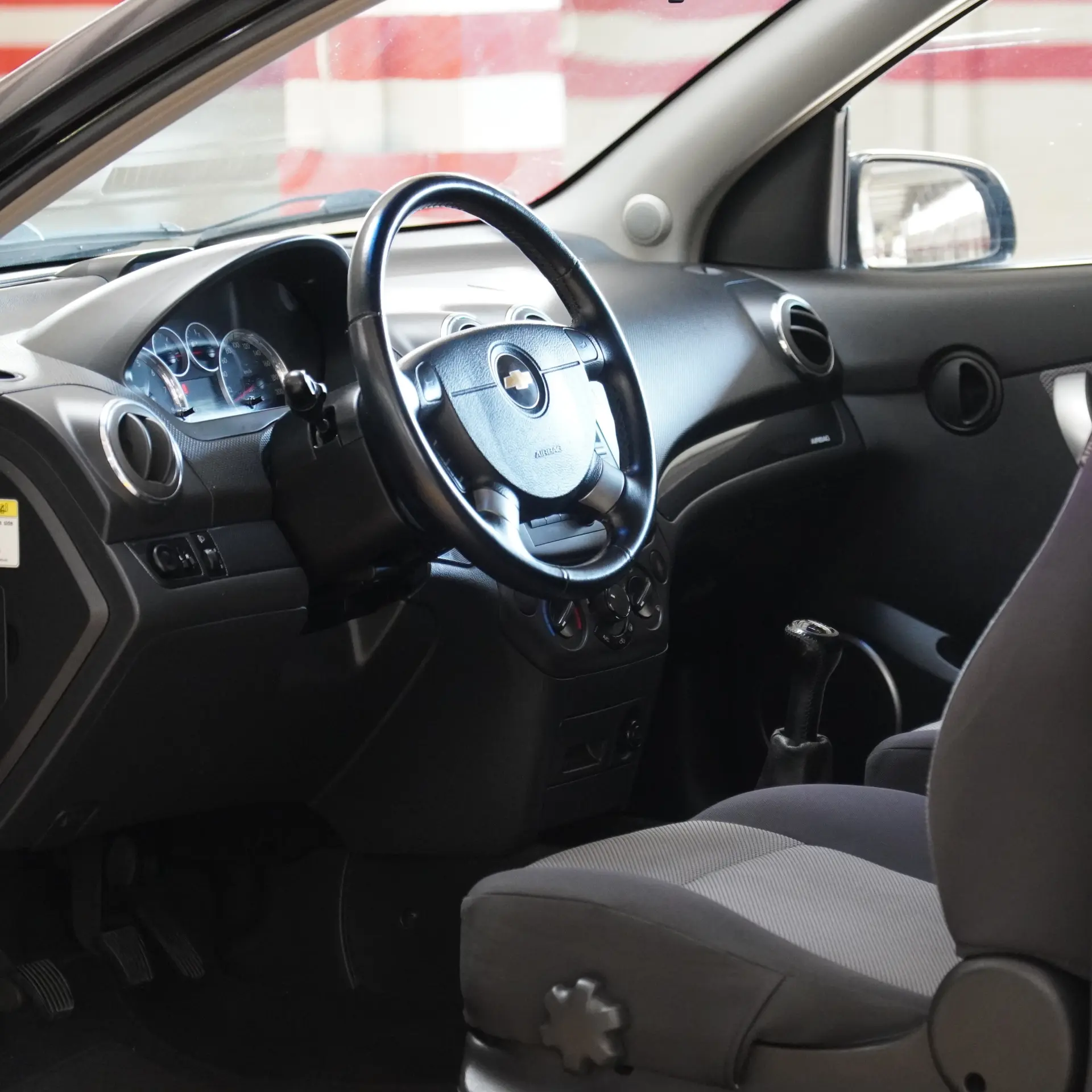 Chevrolet Aveo 1.2 LS 16
