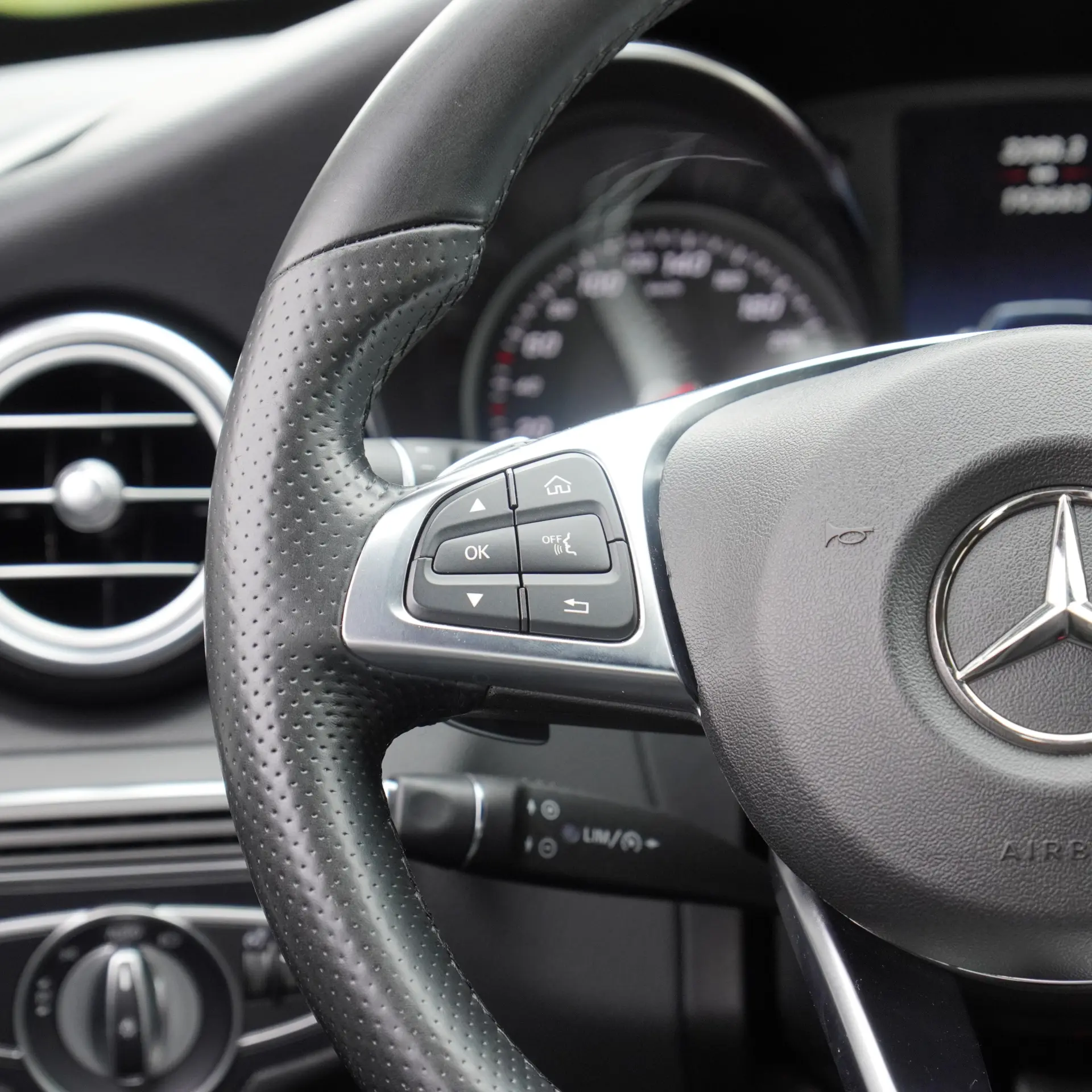 Mercedes-Benz C 220 AMG 19