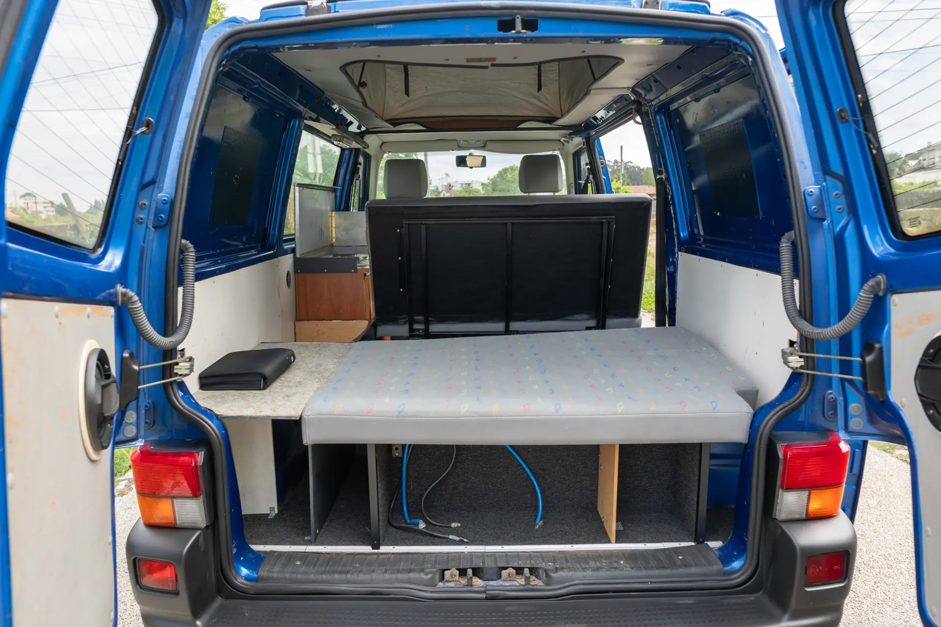 Volkswagen T4 32