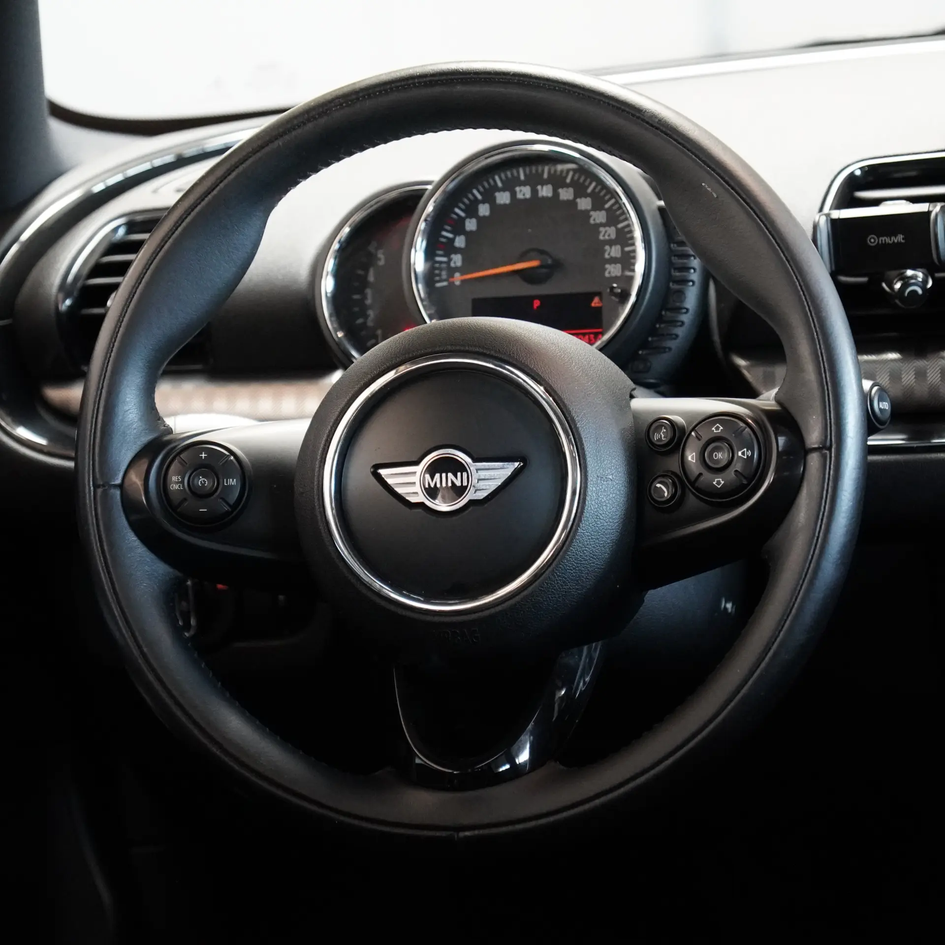 MINI Clubman Cooper D Auto 19