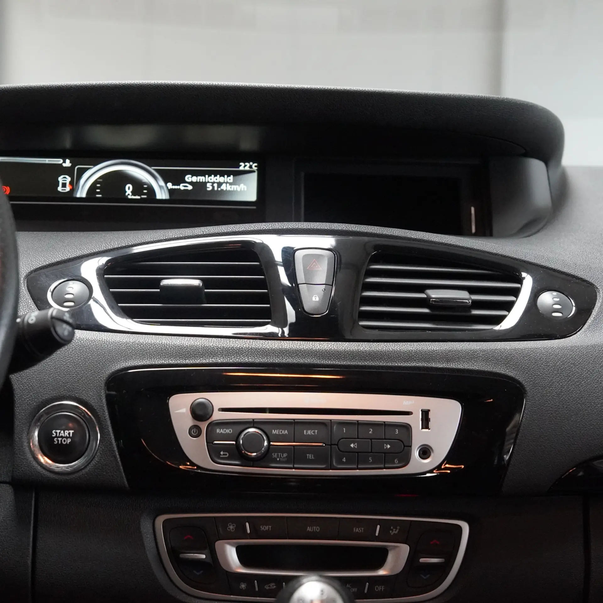 Renault Grand Scénic ENERGY TCe 115 Bose Edition 19