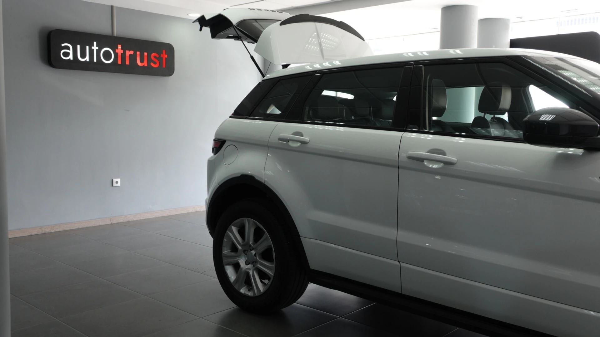 Land Rover Range Rover Evoque Outro 61