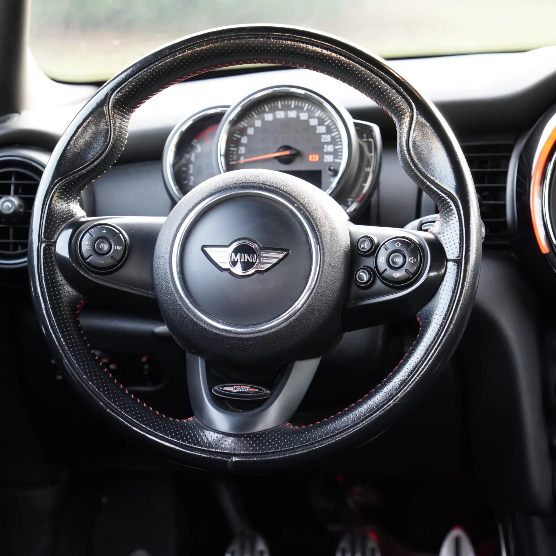 MINI 5 Portas One D 11