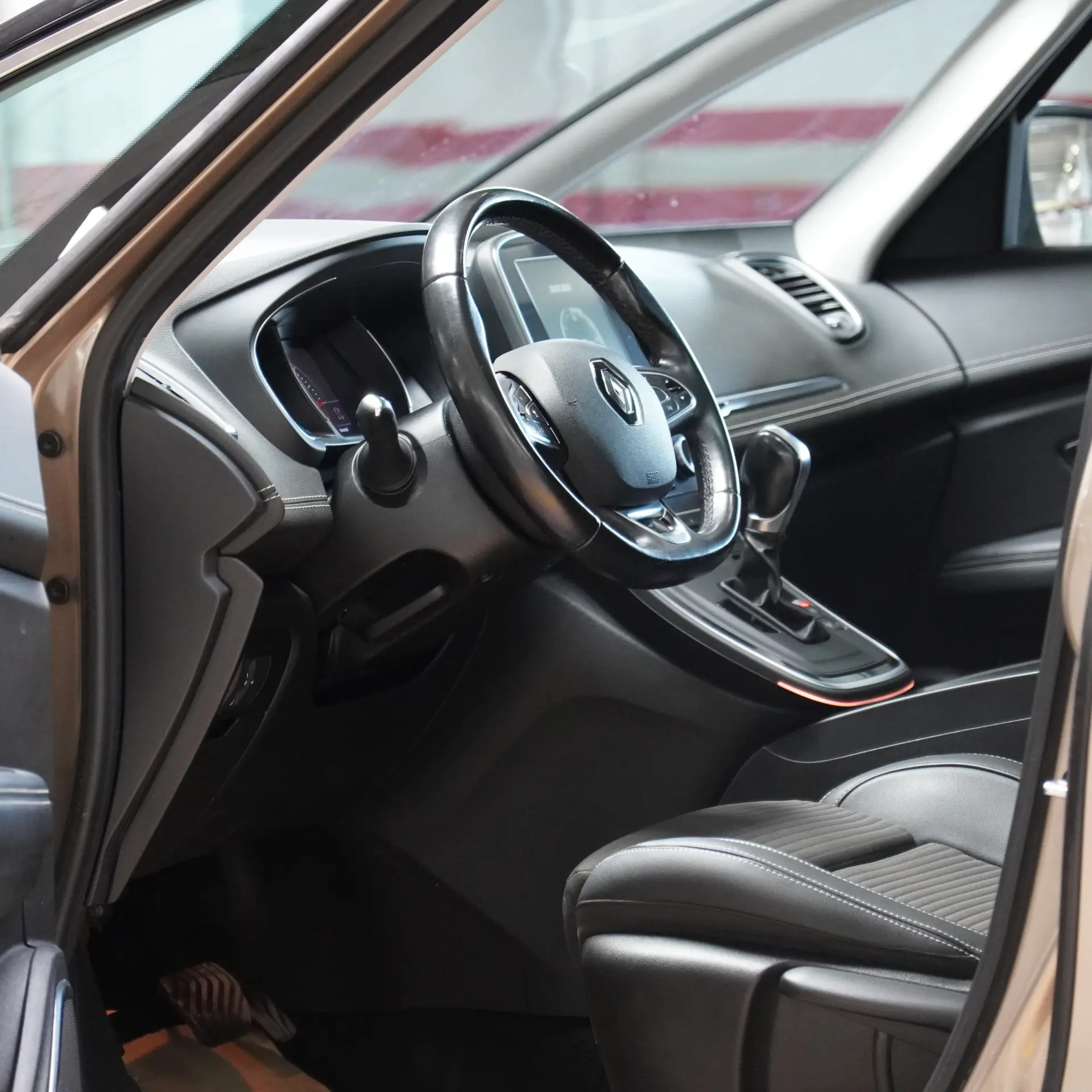 Renault Grand Scénic 1.7 Blue dCi Bose Edition EDC 20