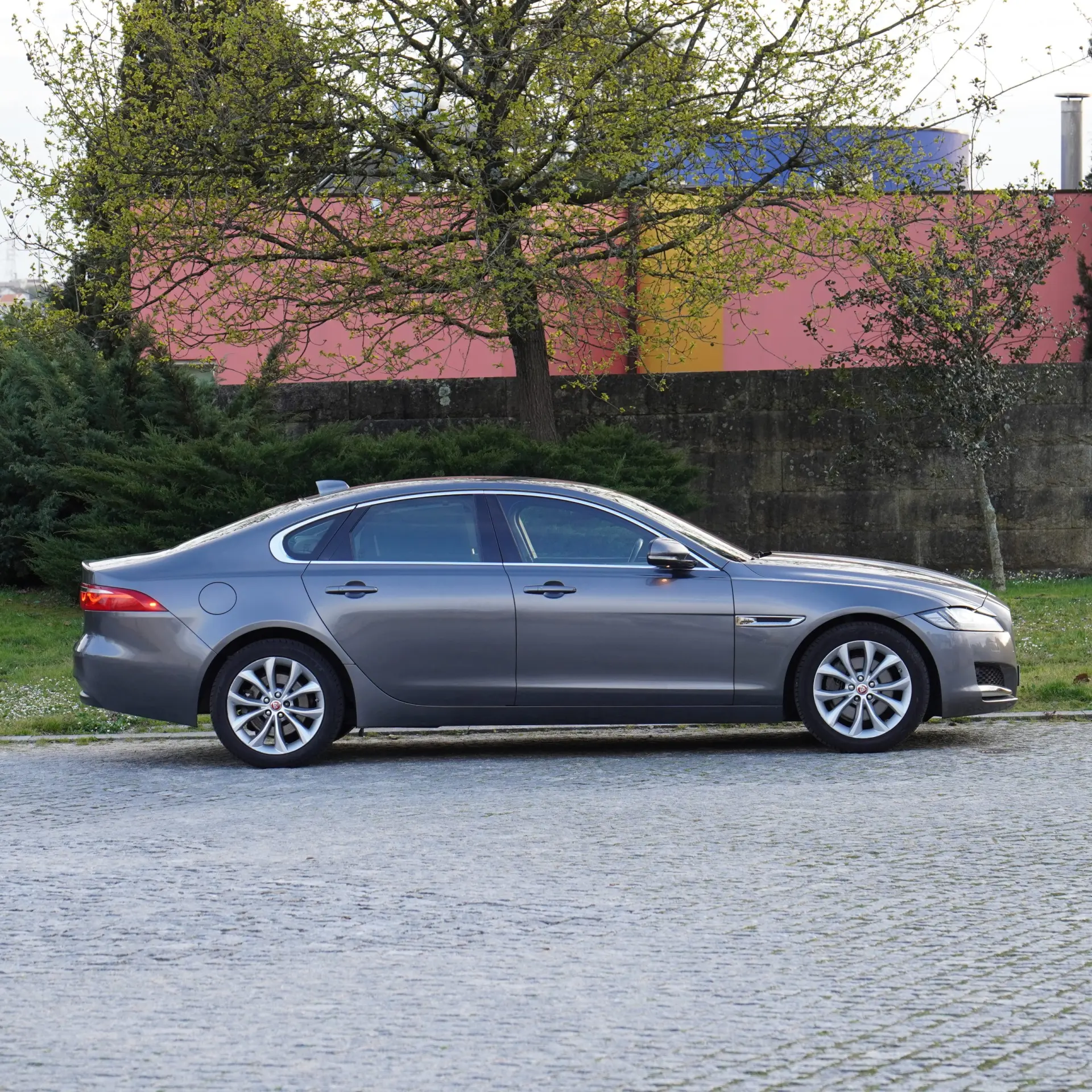 Jaguar XF 4