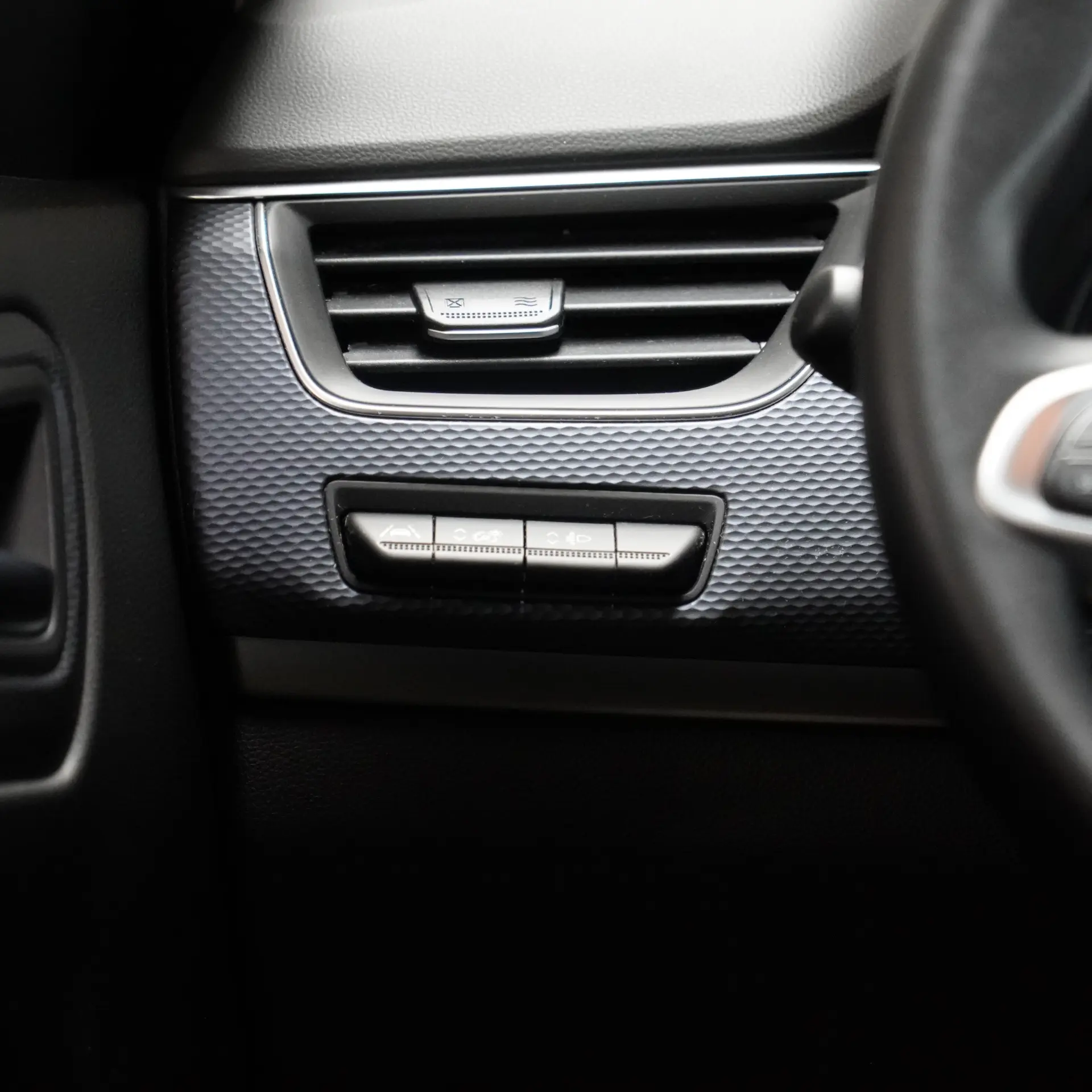 Renault Arkana 1.6 E-Tech Full Hybrid Evolution 24