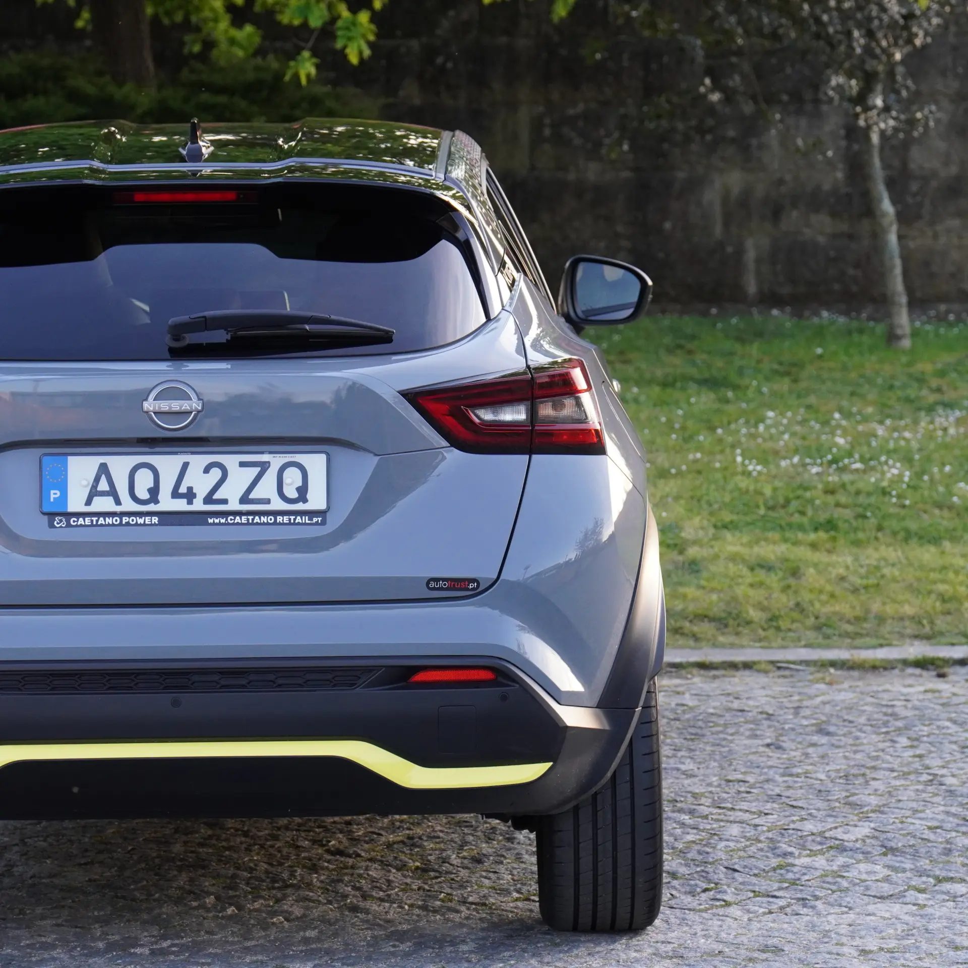 Nissan Juke 1.0 DIG-T Kiiro 44