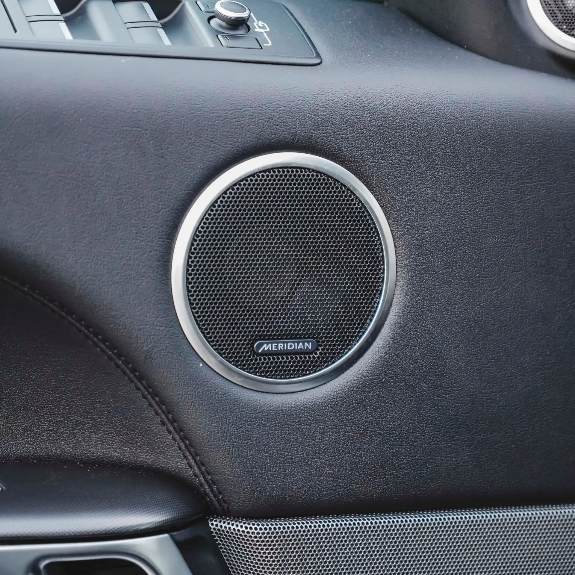 Land Rover Range Rover Sport 2.0 SD4 HSE 34