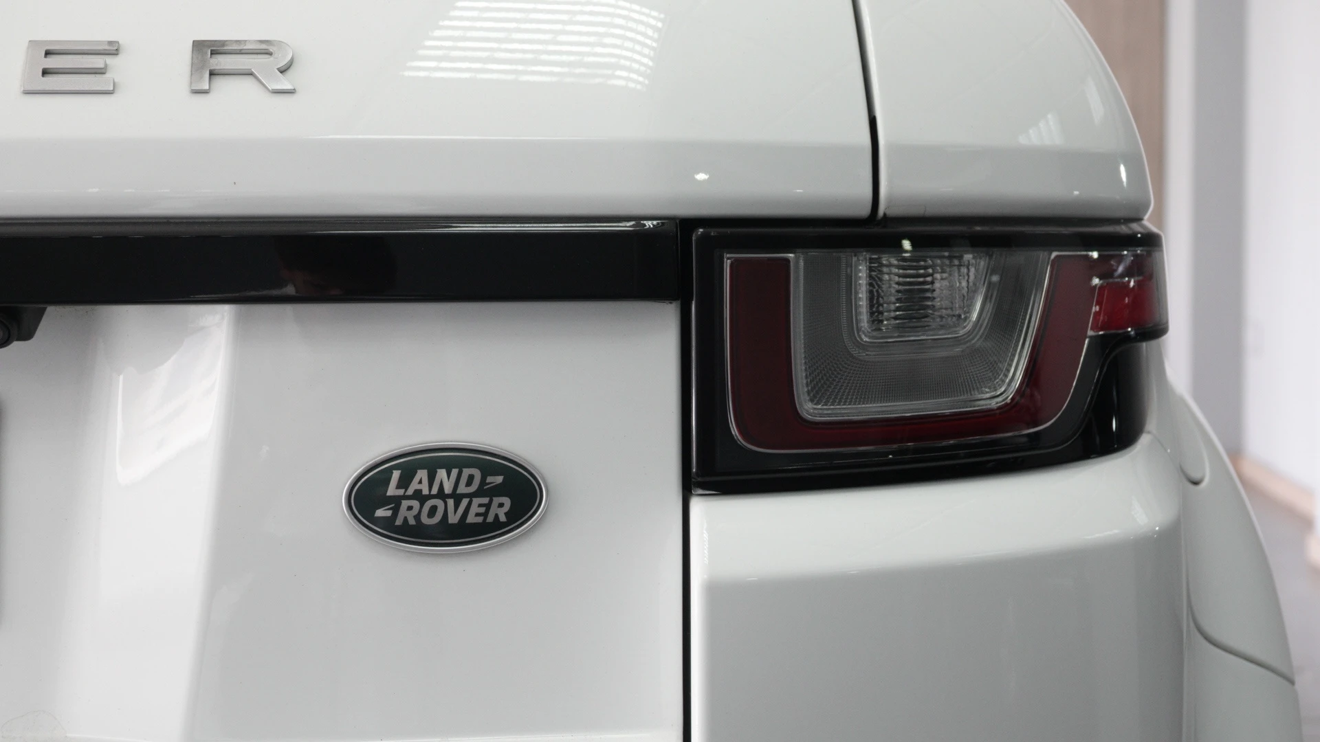 Land Rover Range Rover Evoque Outro 49