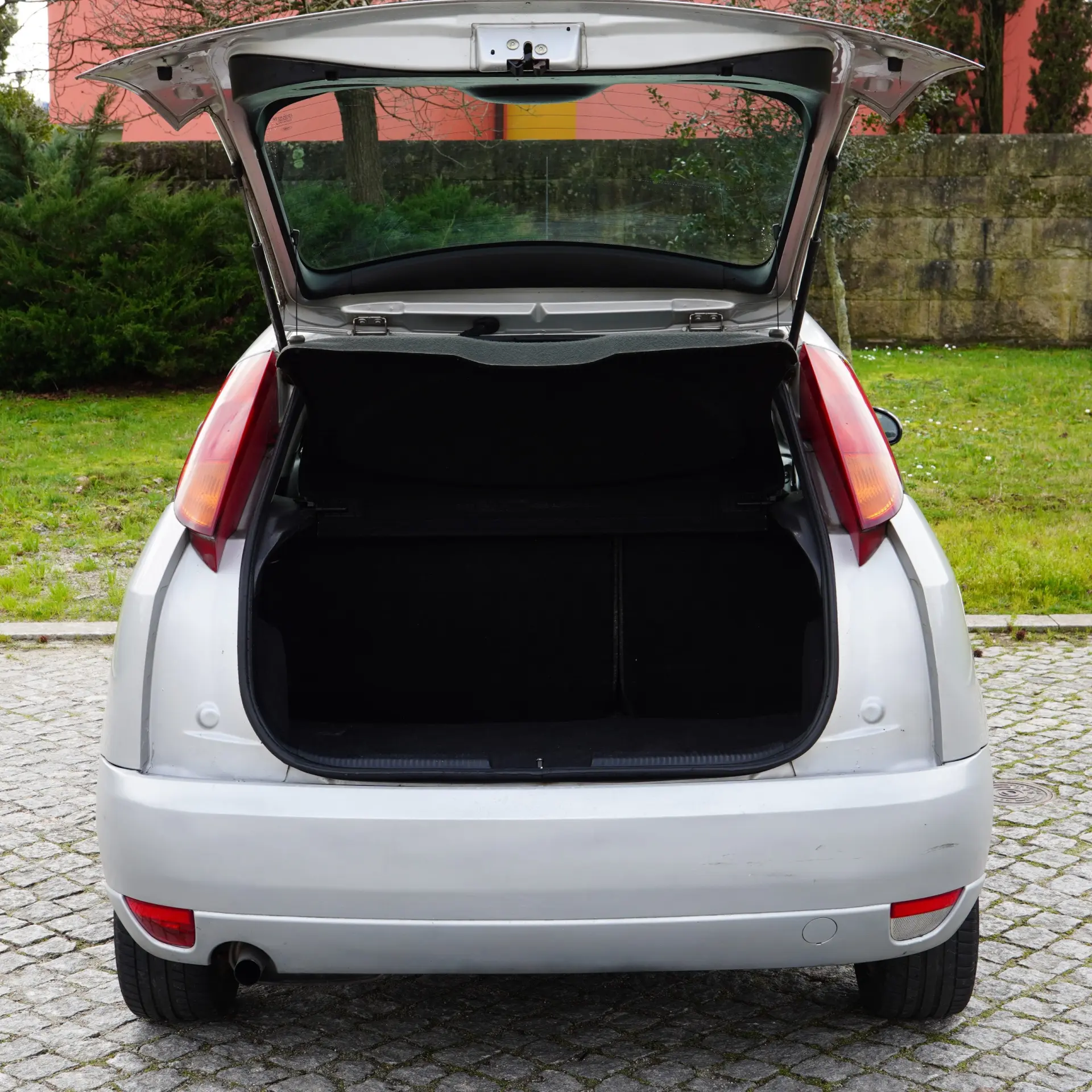 Ford Focus 1.4 Trend 25