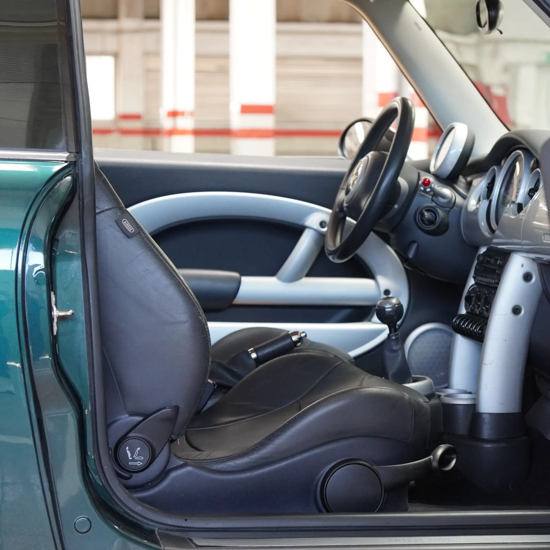 MINI 3 Portas One 1.6 17