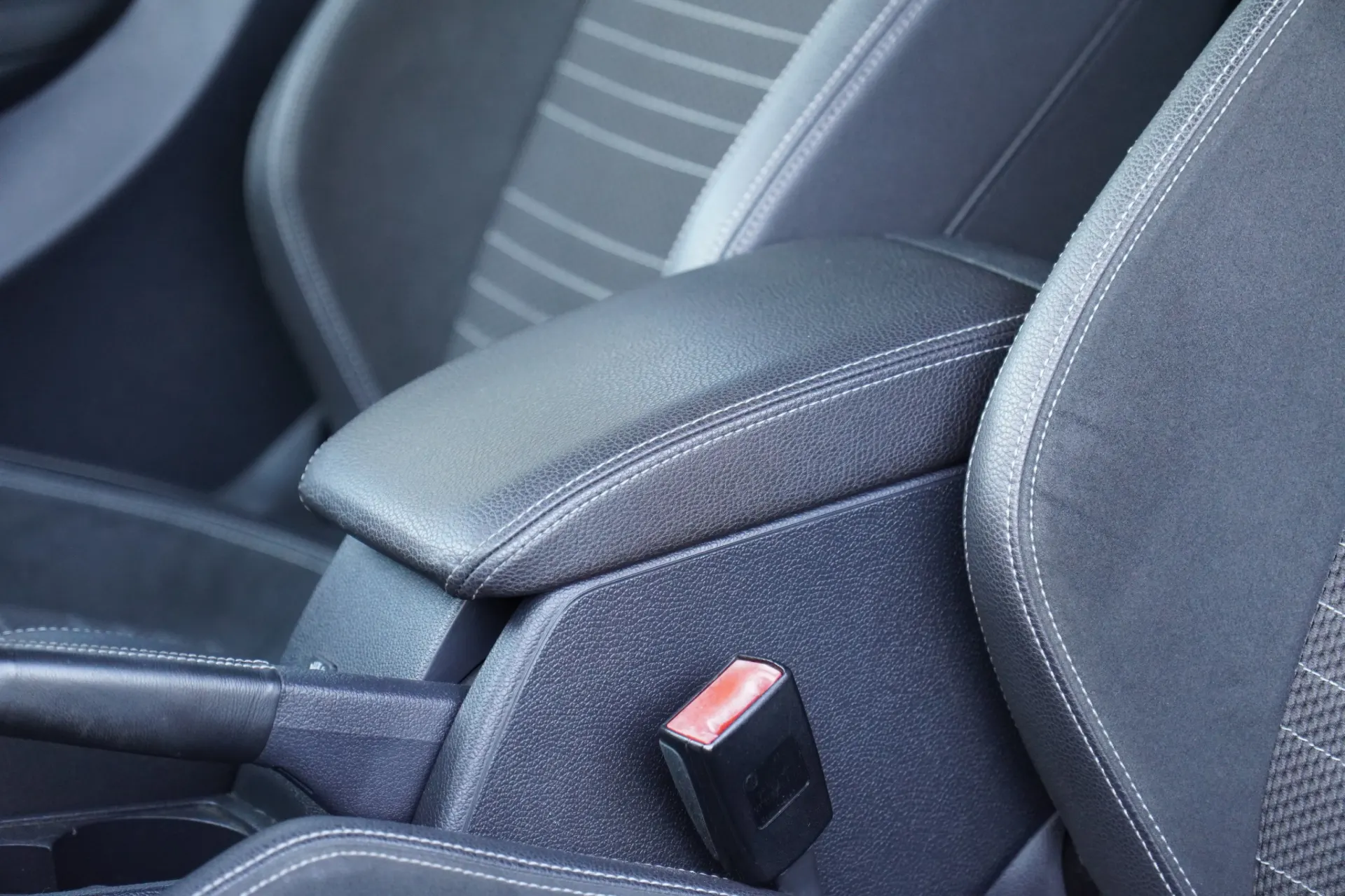 Volkswagen Scirocco 2.0 TSI Highline 10