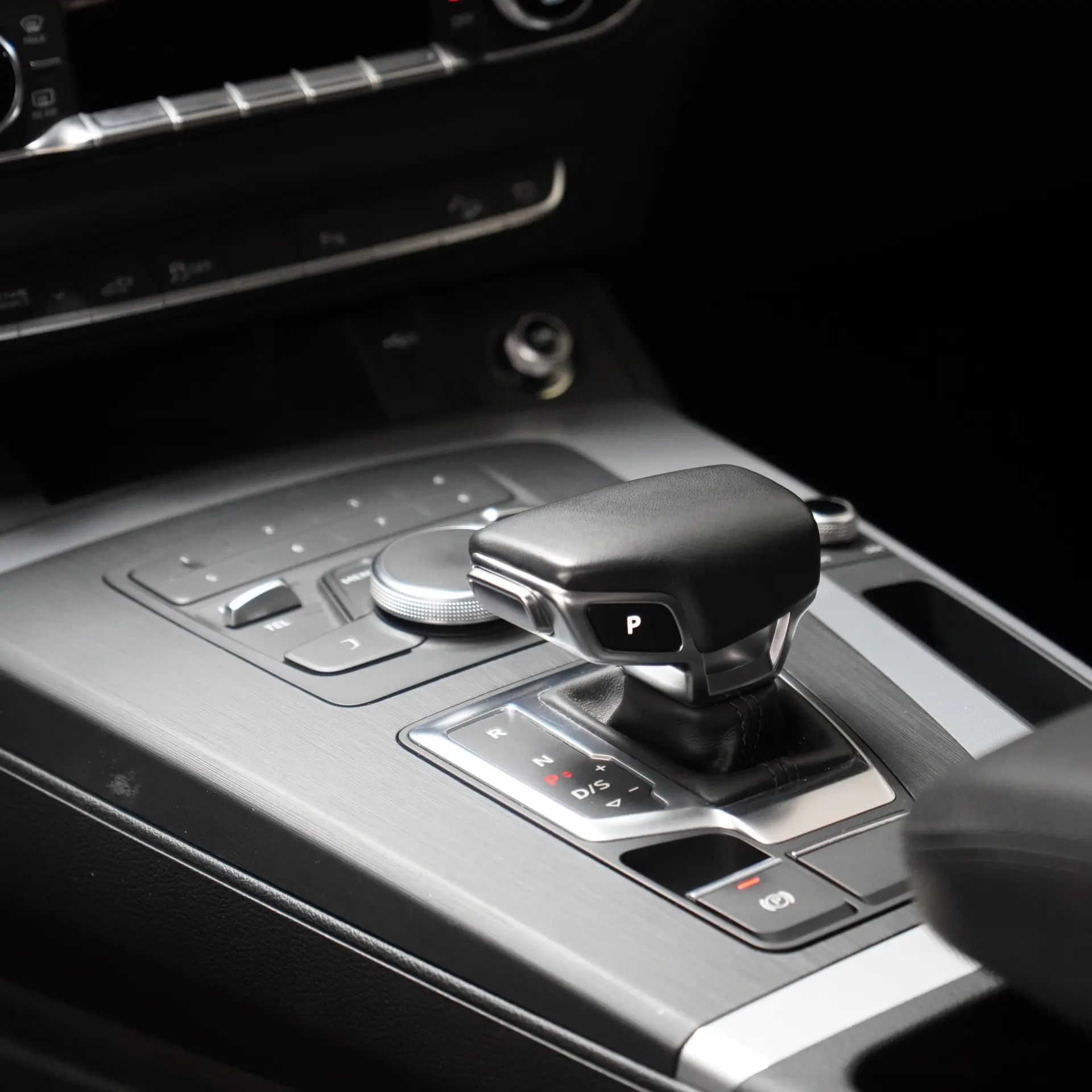 Audi Q5 50 TFSIe quattro S line S tronic 12