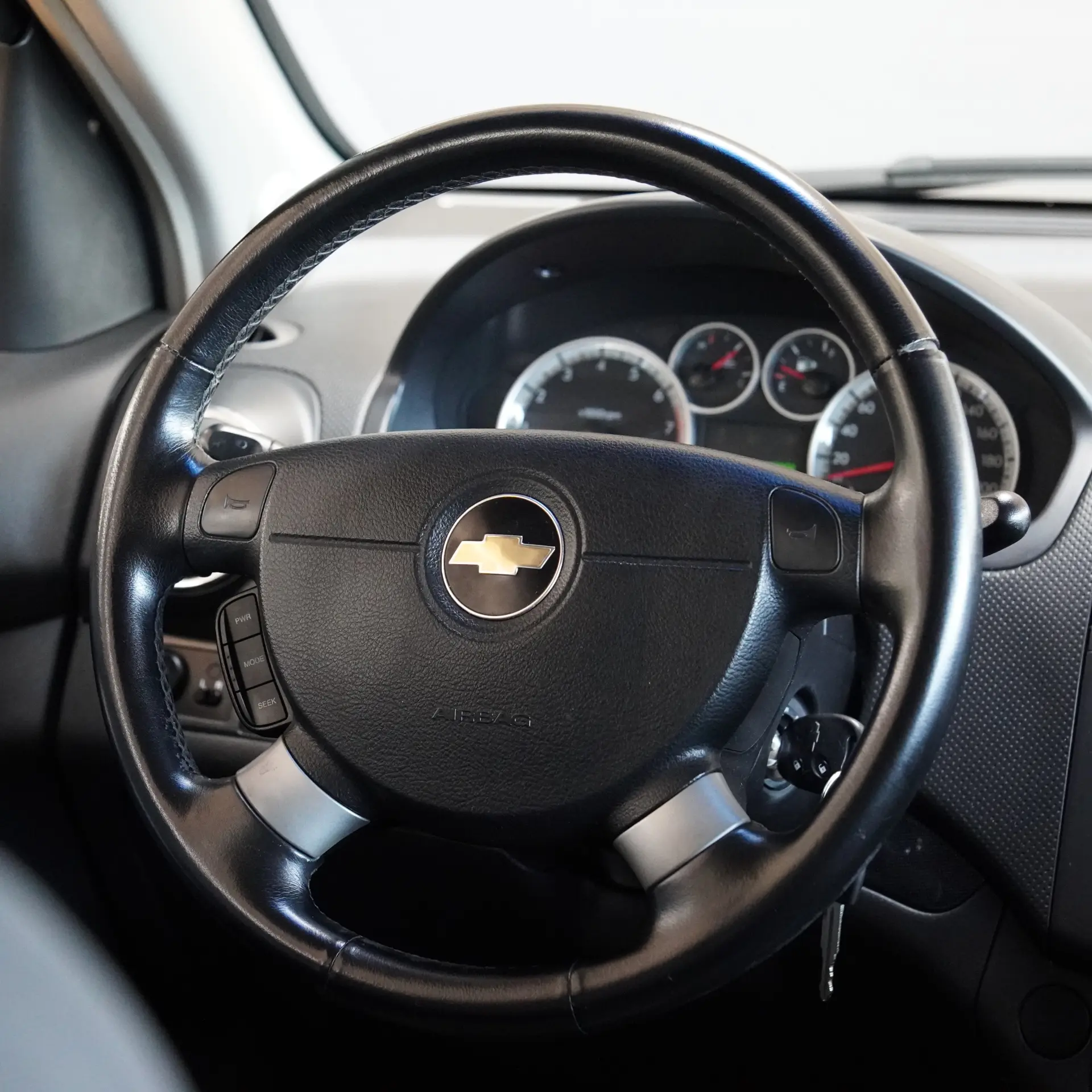 Chevrolet Aveo 1.2 LS 10