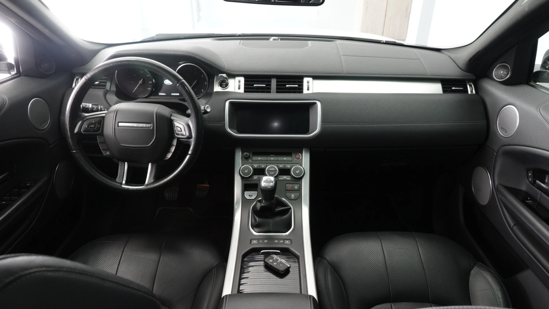 Land Rover Range Rover Evoque Outro 5