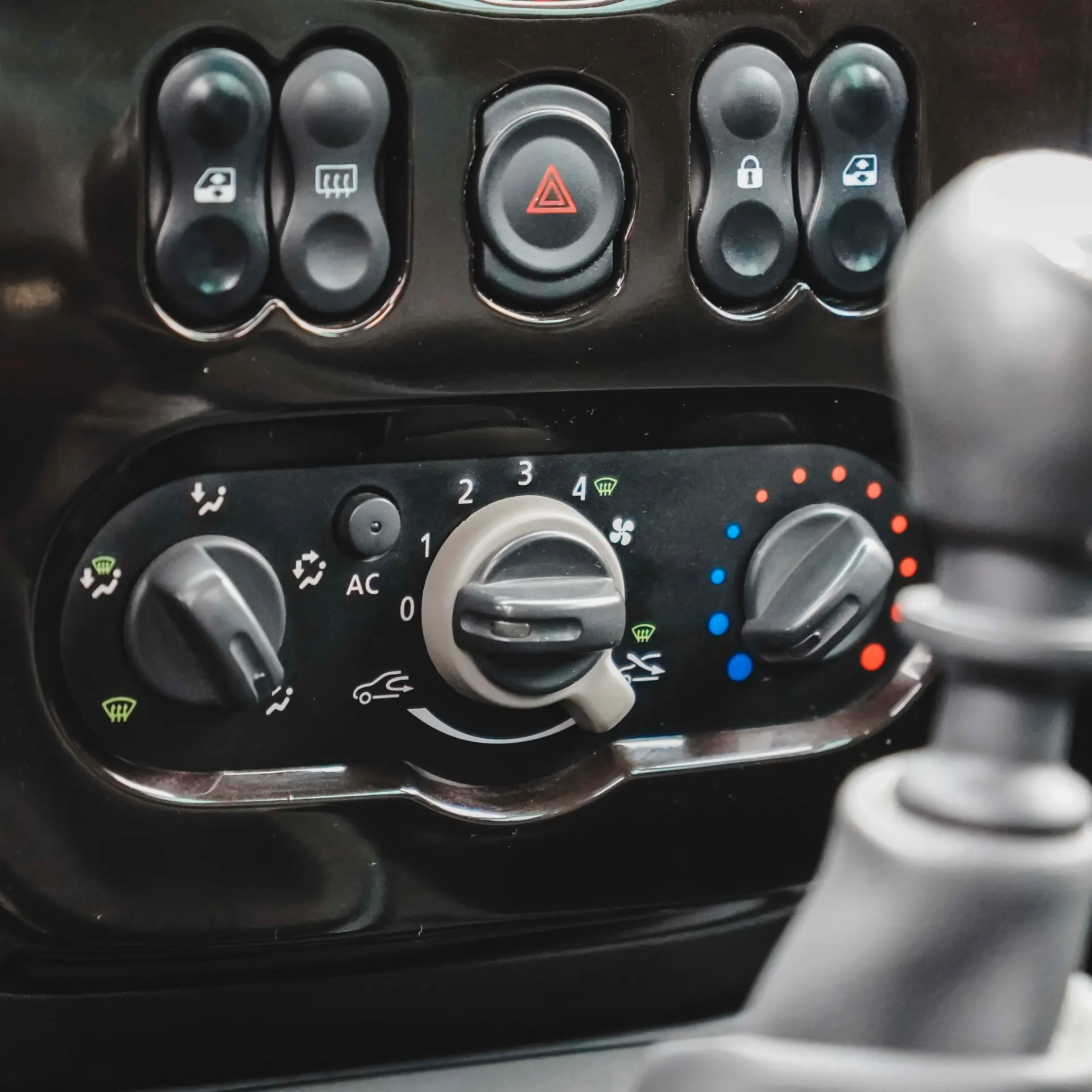 Dacia Duster 1.5 dCi Prestige 18