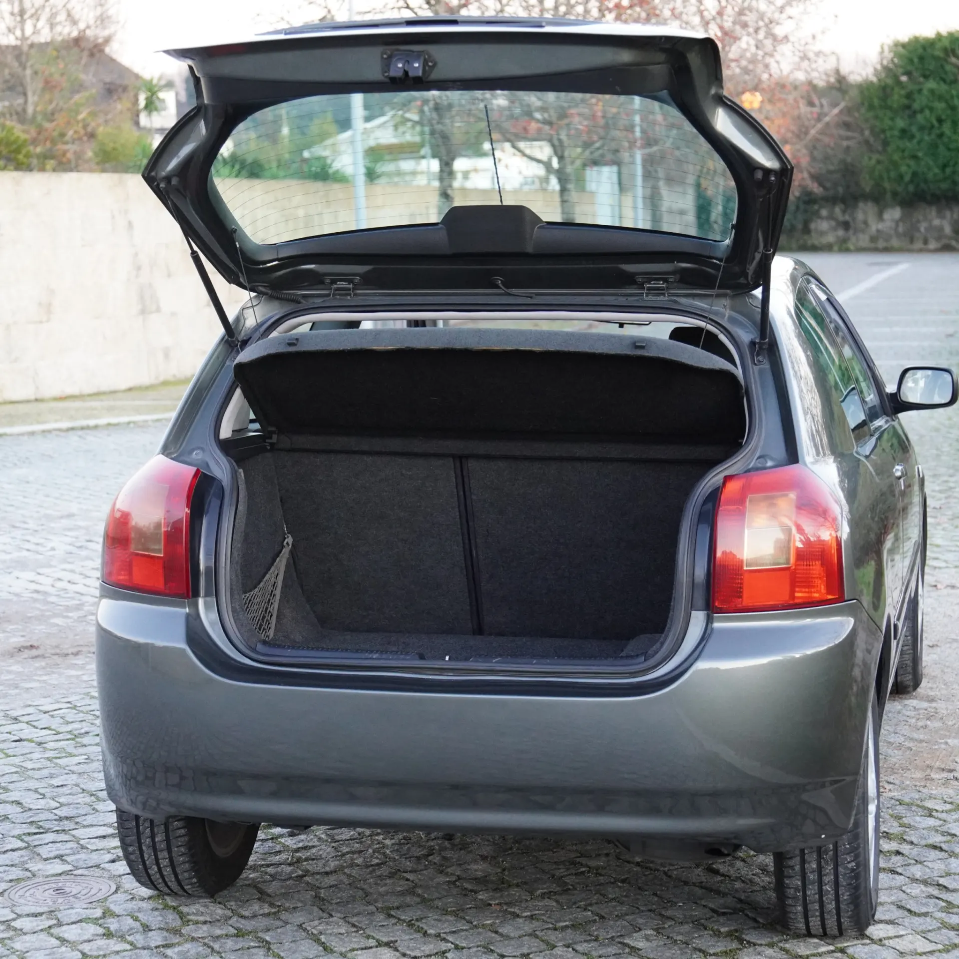 Toyota Corolla 2.0 D-4D Compact 32