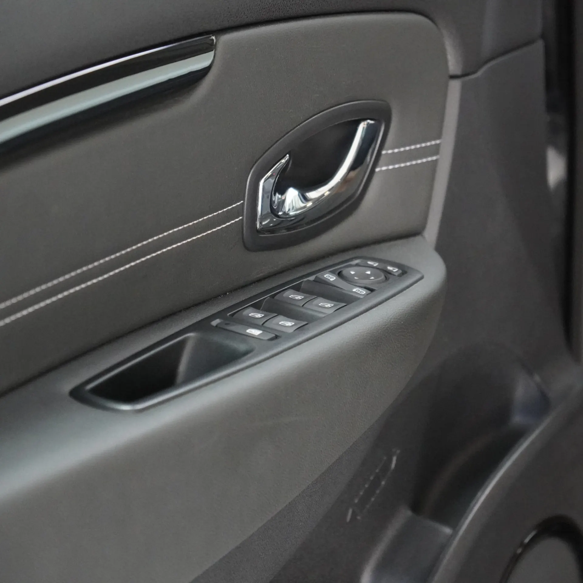 Renault Scénic 1.2 TCE Expression SS 32