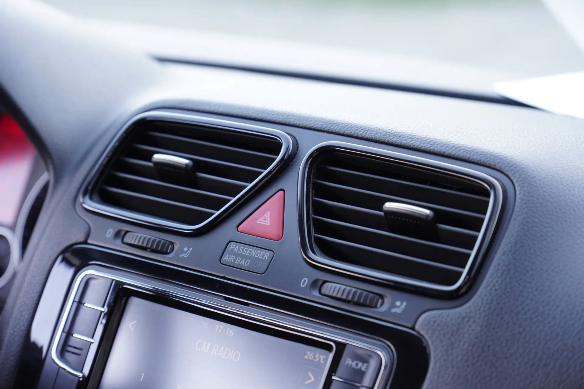 Volkswagen Scirocco 2.0 TSI Highline 21