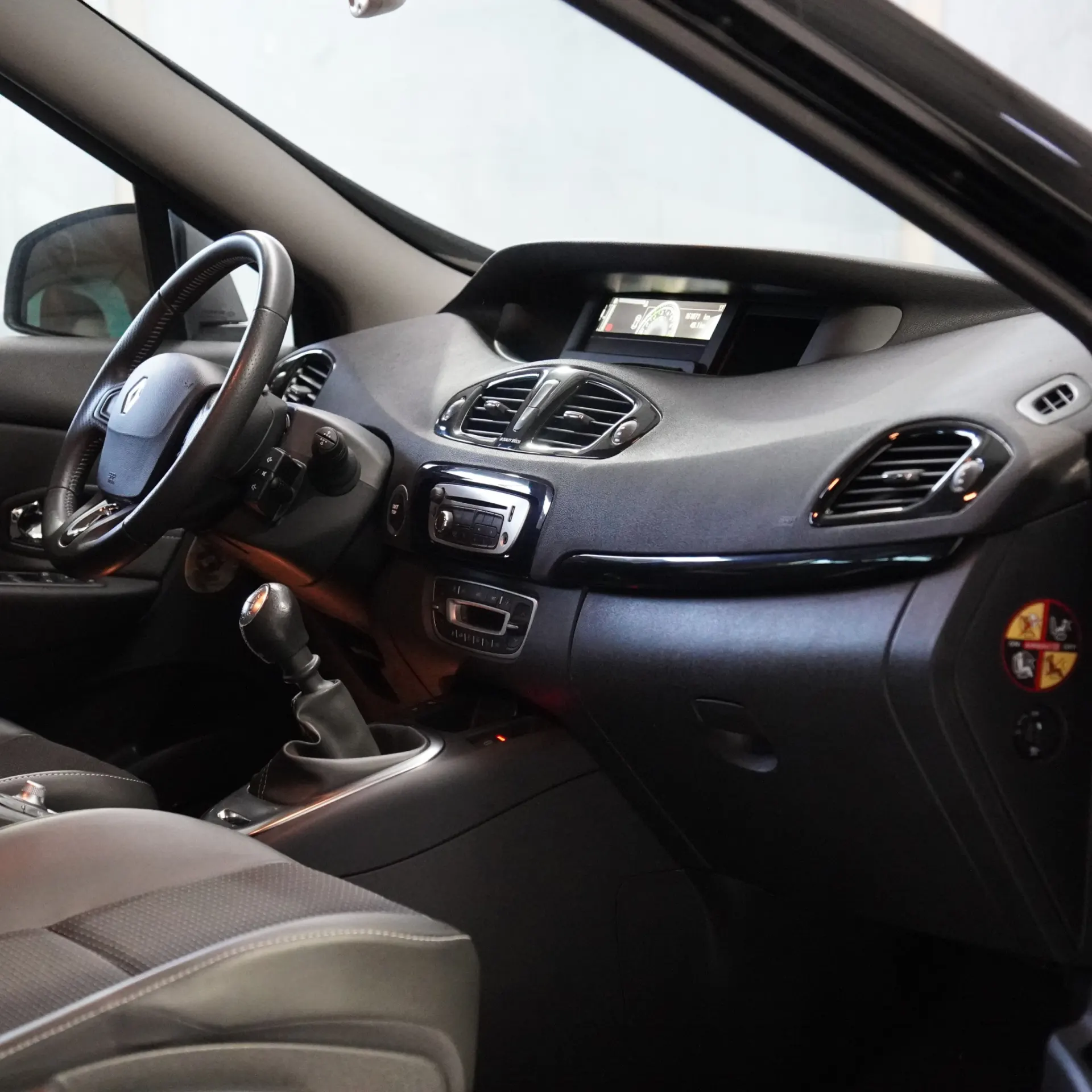 Renault Scénic 1.2 TCE Expression SS 10