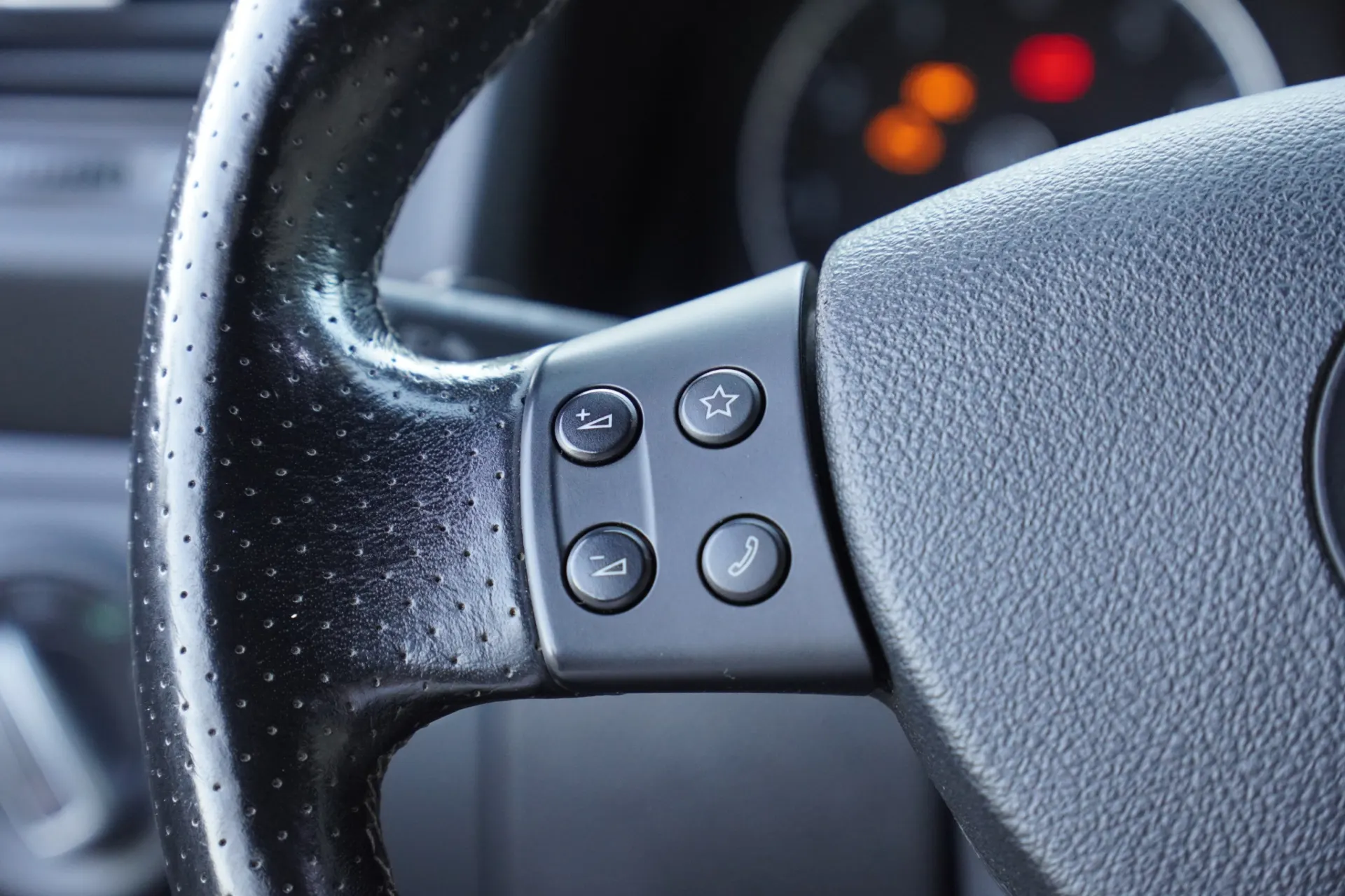 Volkswagen Scirocco 2.0 TSI Highline 19