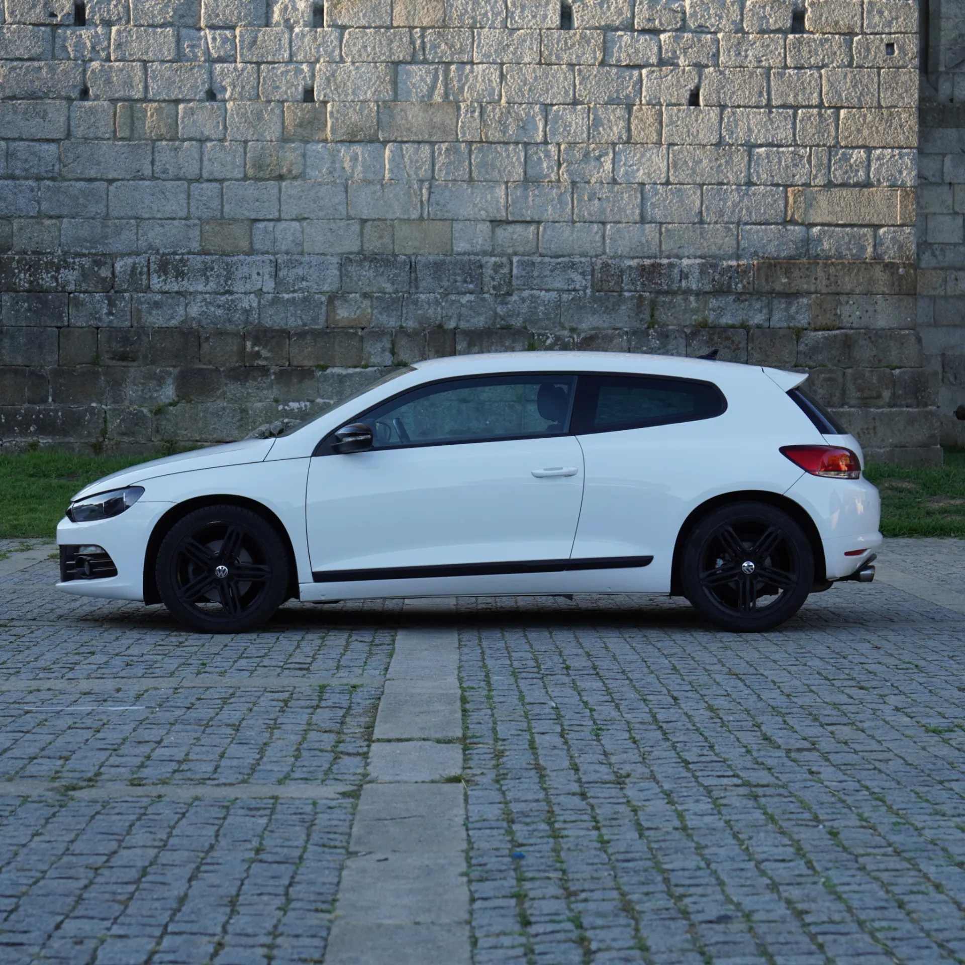 Volkswagen Scirocco 2.0 TSI Highline 5