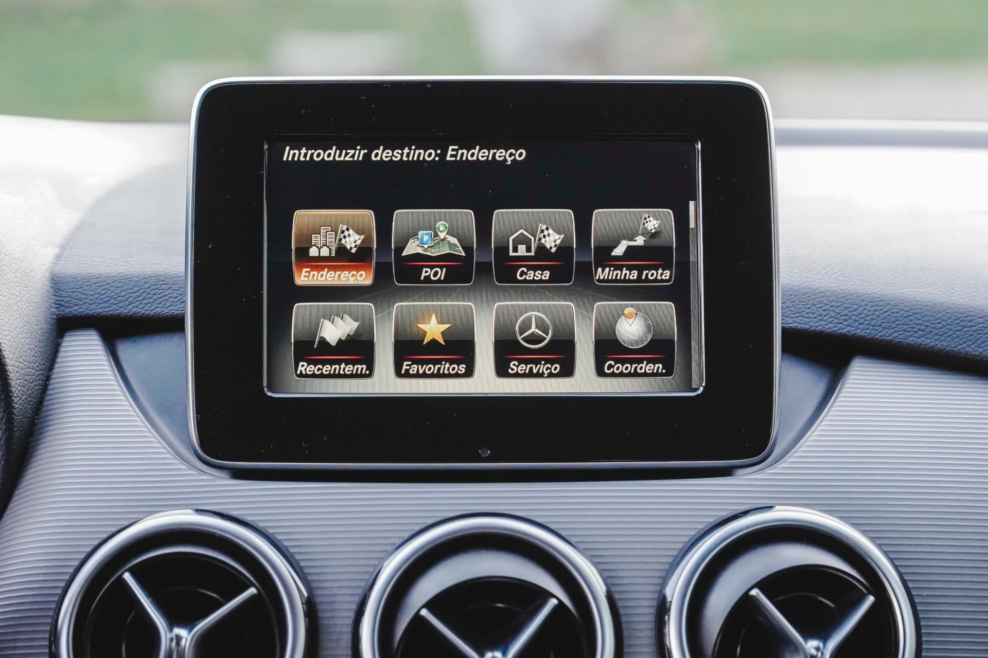 Mercedes-Benz Classe B 180D Ambition 22