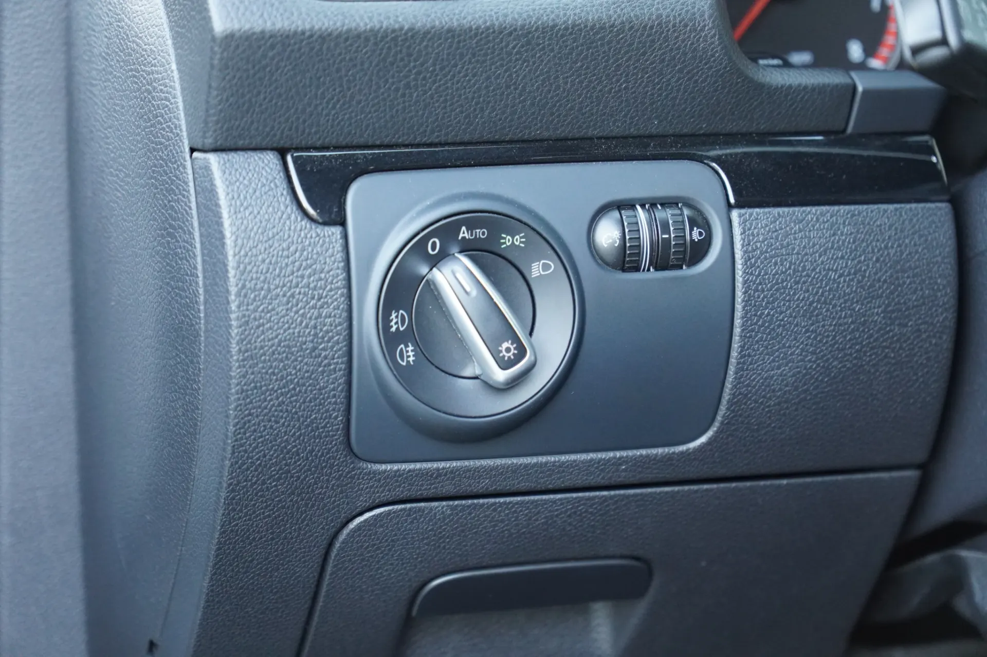 Volkswagen Scirocco 2.0 TSI Highline 18