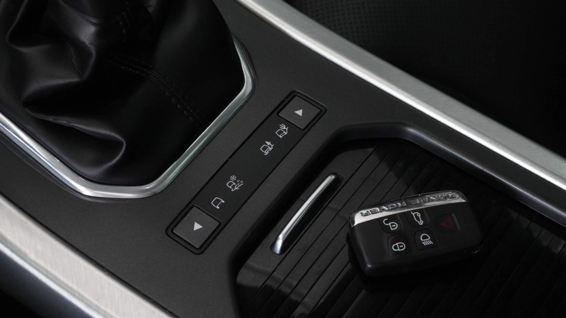 Land Rover Range Rover Evoque Outro 21