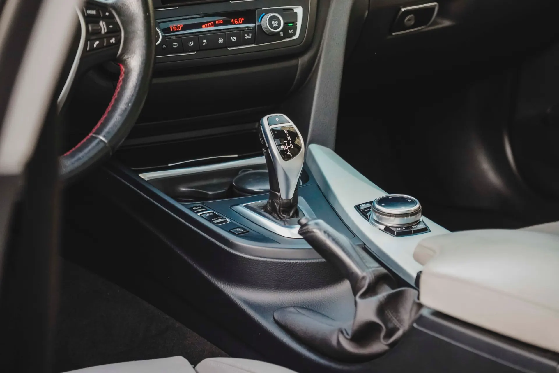 BMW 325 d Touring Auto Line Sport 42