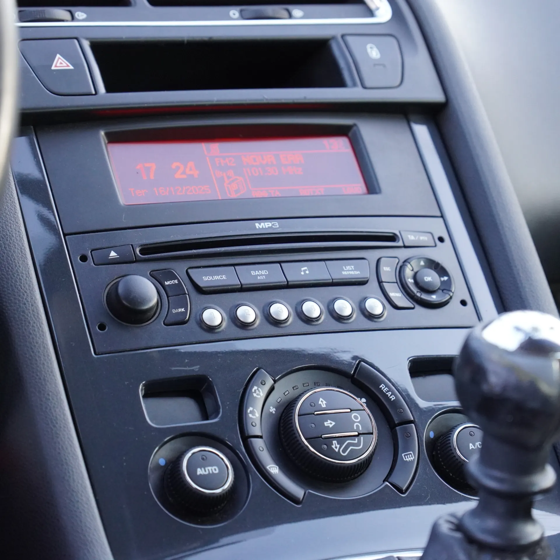 Peugeot 5008 1.6 HDi Premium 19