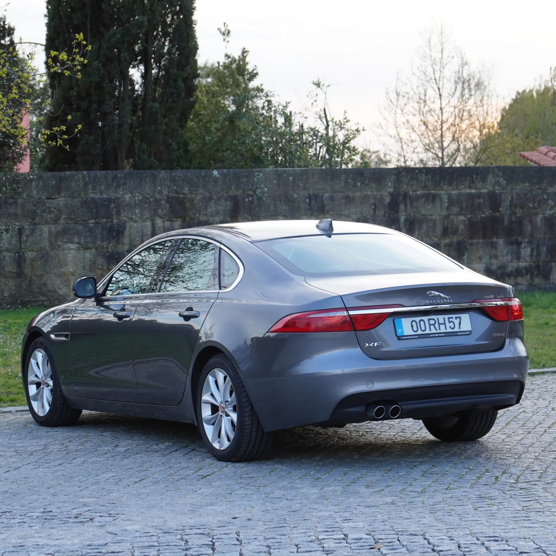 Jaguar XF 6
