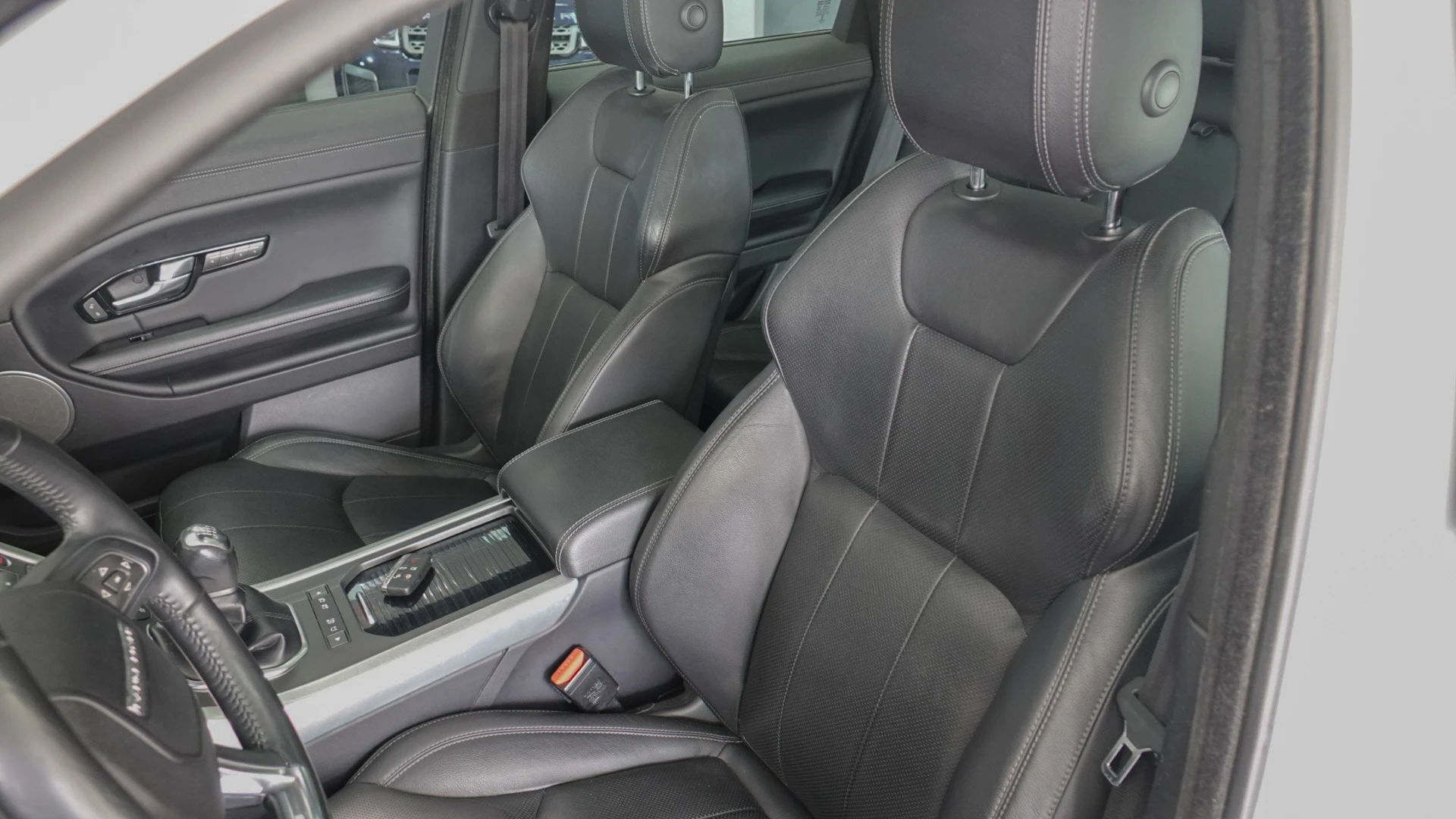 Land Rover Range Rover Evoque Outro 7