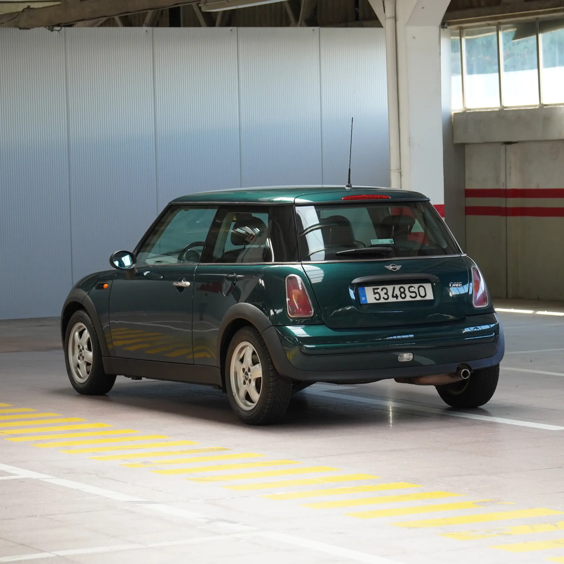 MINI 3 Portas One 1.6 8