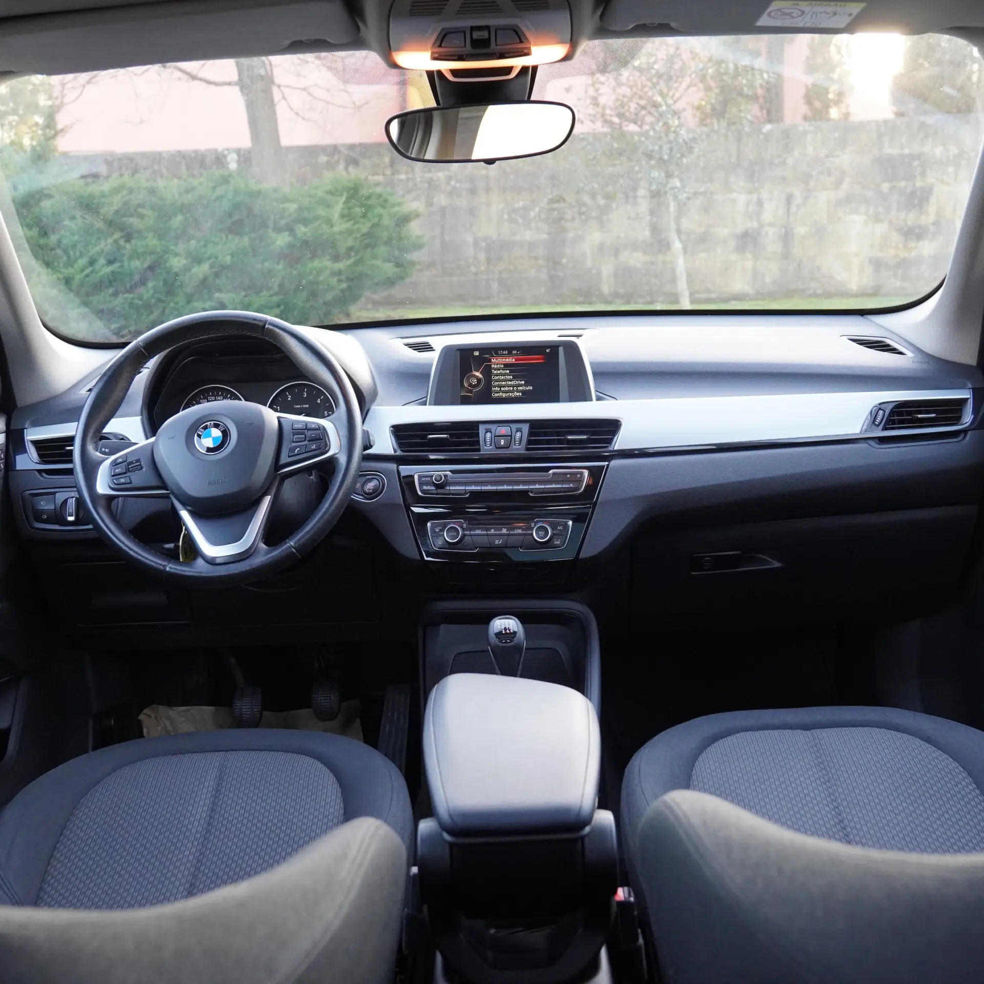 BMW X1 16 d sDrive 8