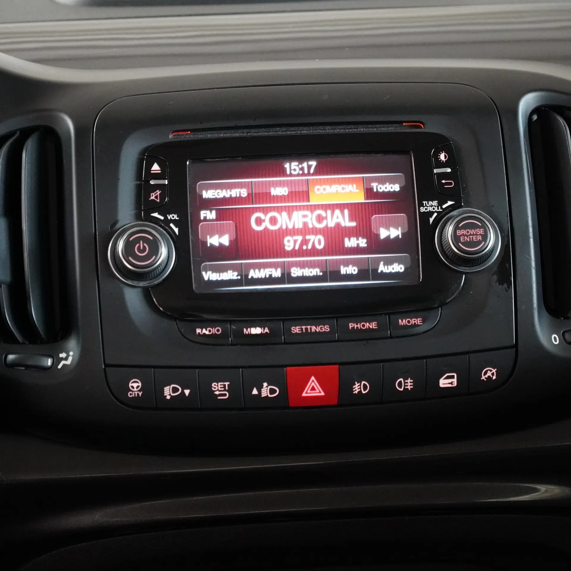Fiat 500L 1.3 MJ Pop 22