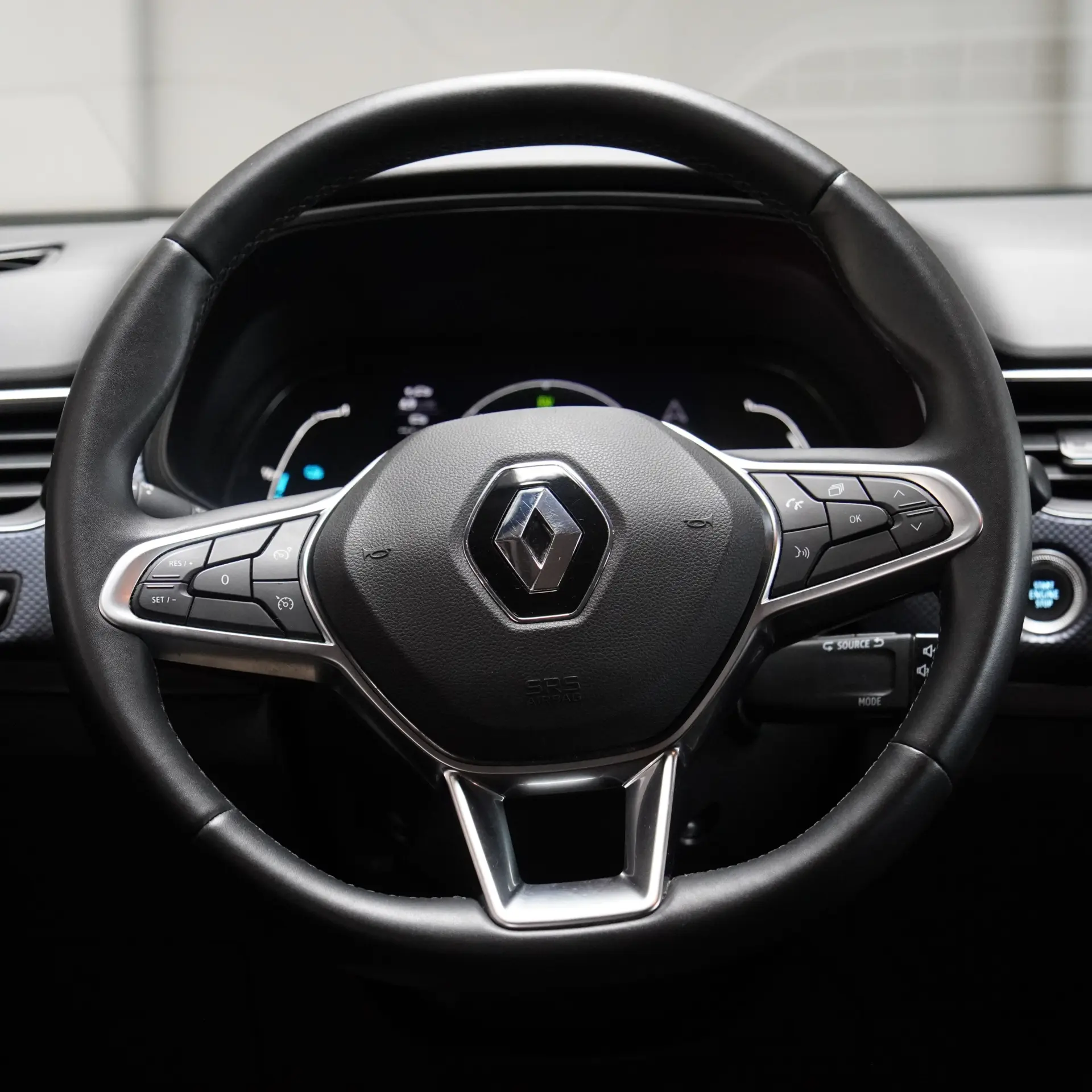 Renault Arkana 1.6 E-Tech Full Hybrid Evolution 13