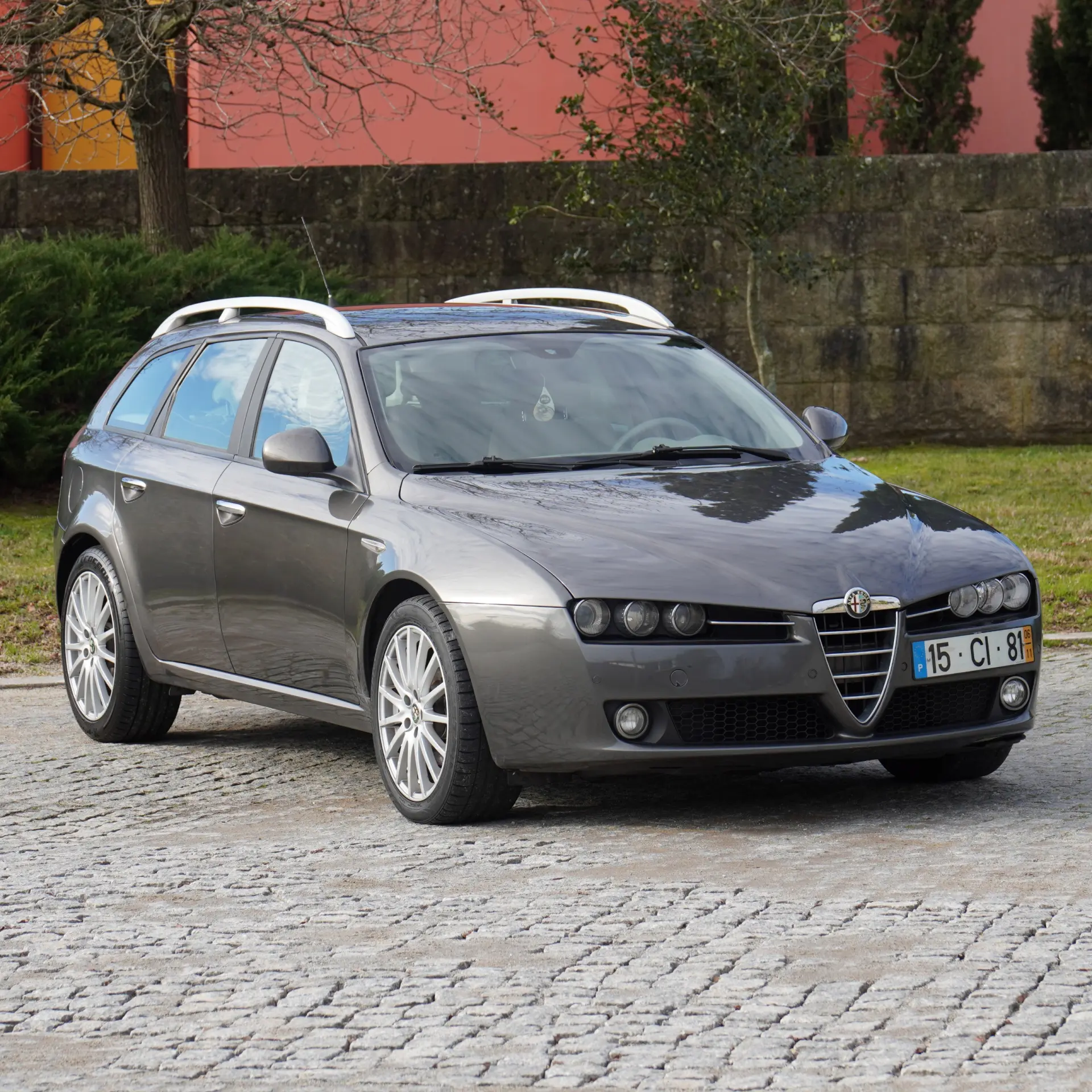 Alfa Romeo 159 Sportwagon 1.9 JTDm 16V Sportiva 4