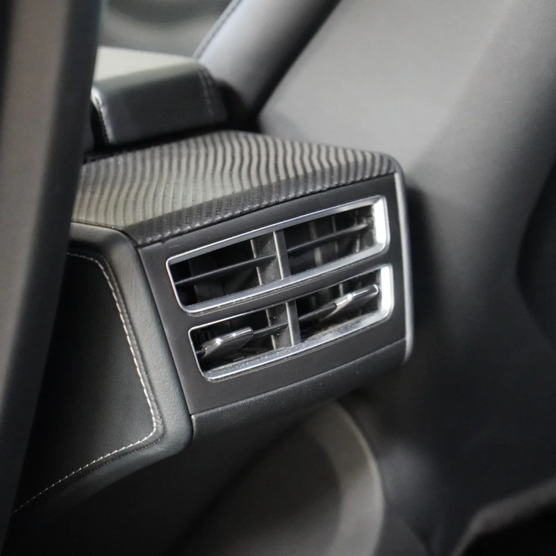 Tesla Model S 85 32