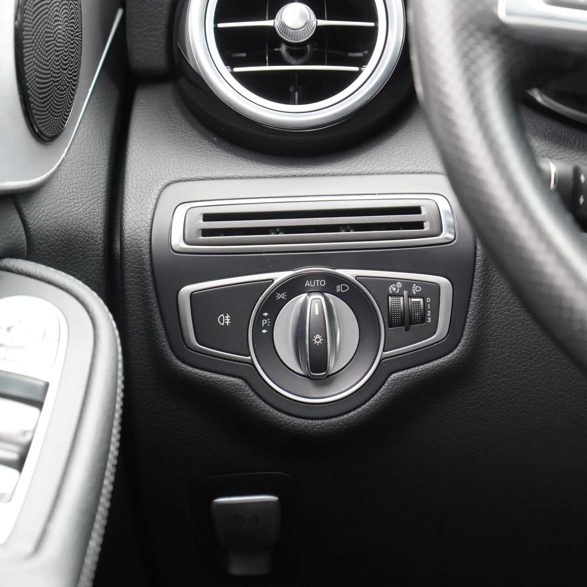 Mercedes-Benz C 220 AMG 22