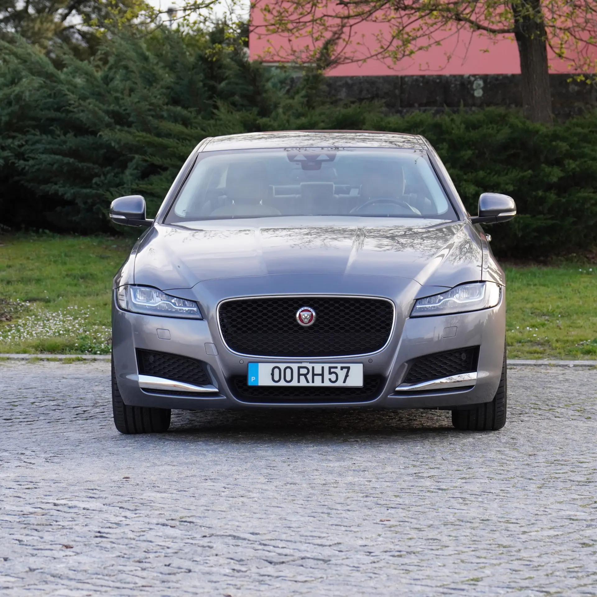 Jaguar XF 2