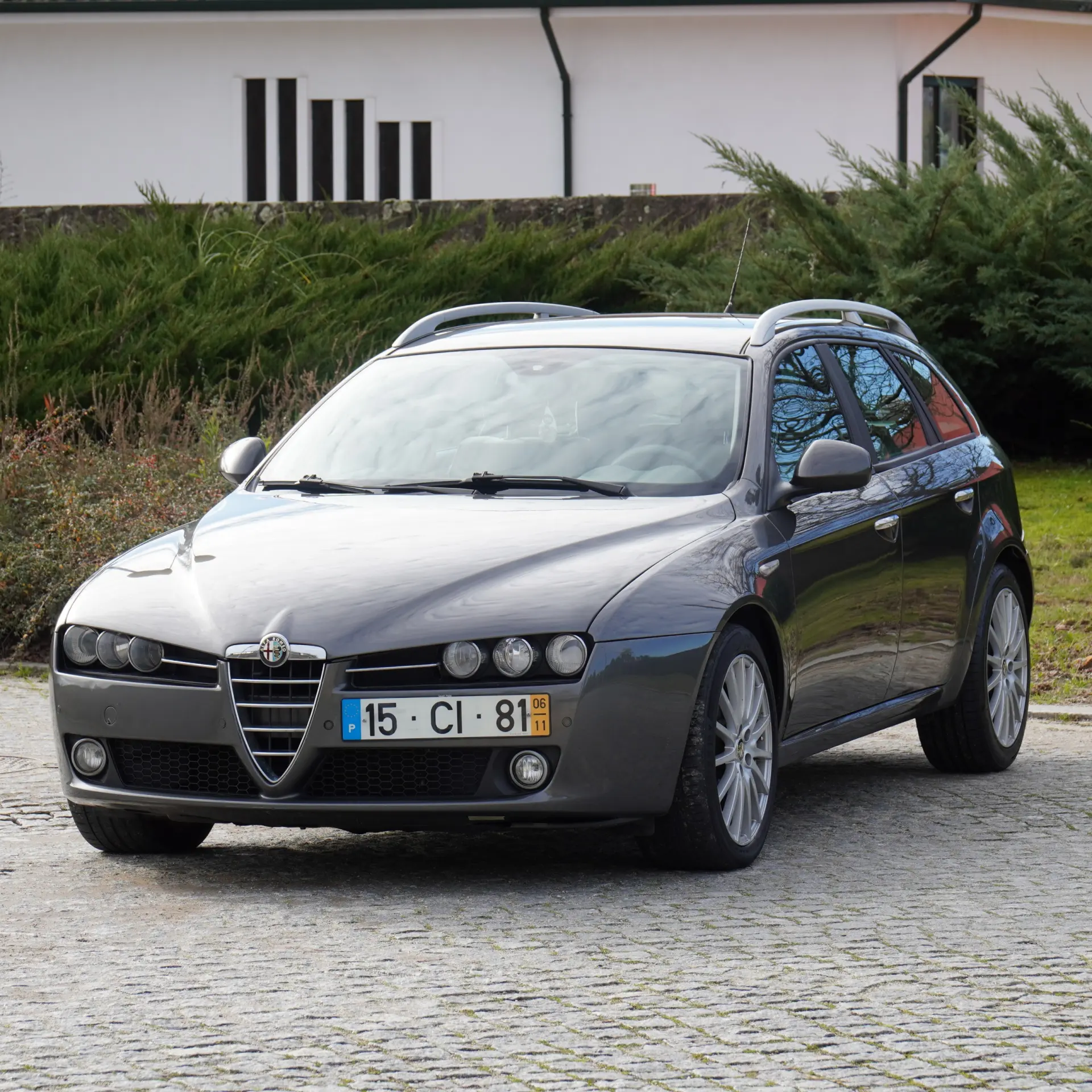 Alfa Romeo 159 Sportwagon 1.9 JTDm 16V Sportiva 3